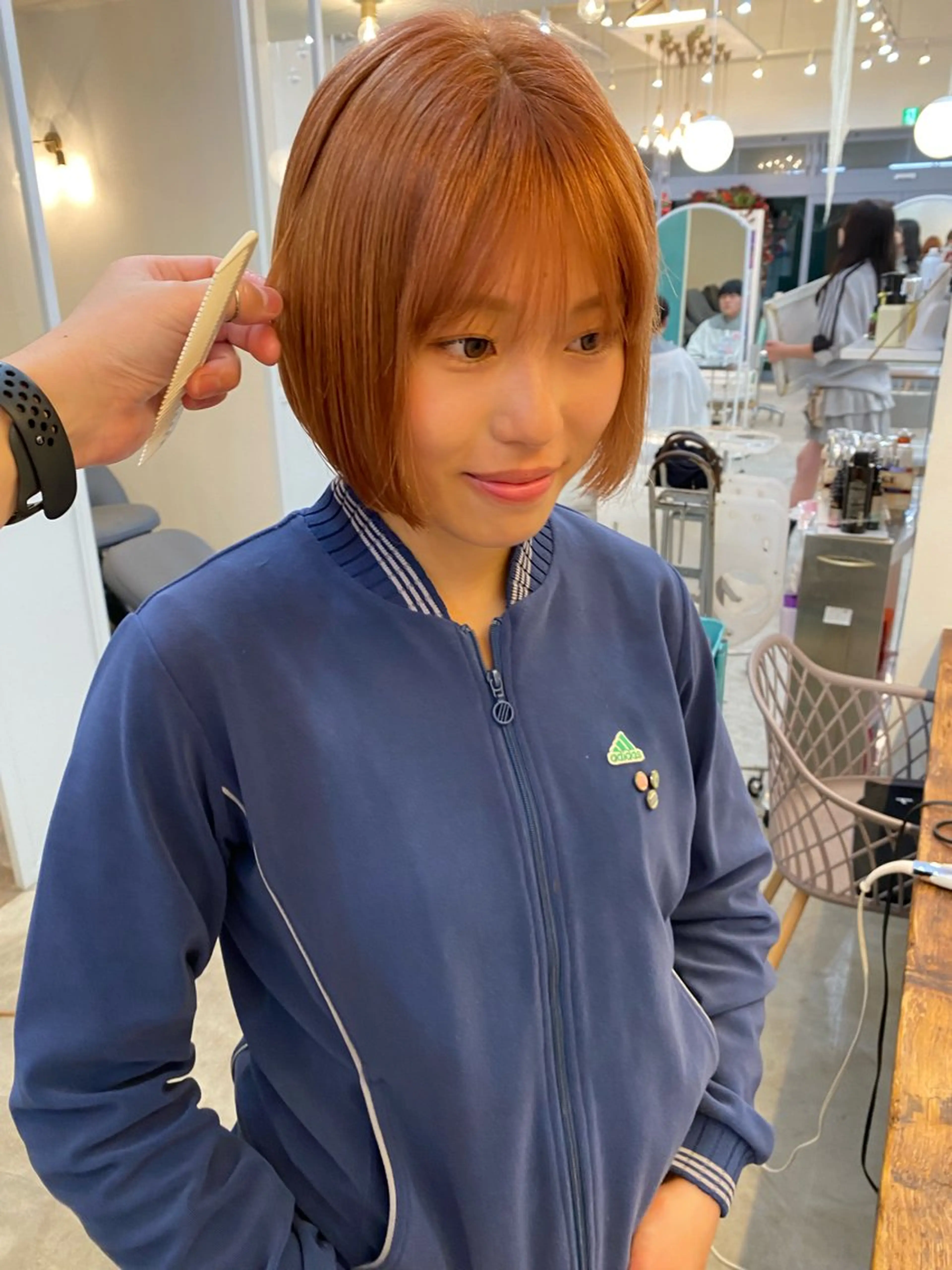 ショート カラー ブリーチ ダブルカラー ボブ 💫CONTI⭐️ 船越 凪沙🎪のヘアスタイル