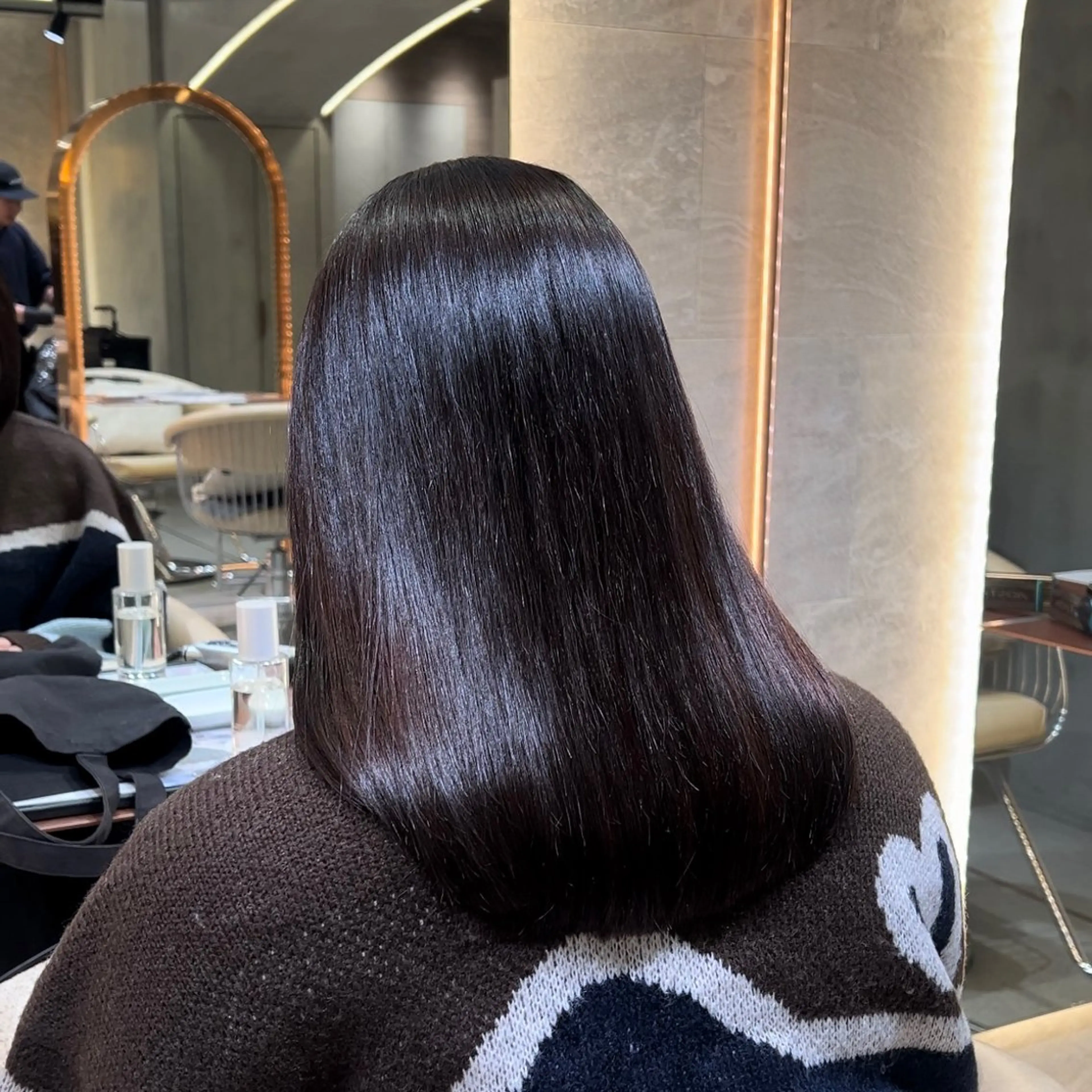 ミディアム カット 縮毛矯正 トリートメント 🦋美髪矯正、髪質 改善のプロ🦋アオイのヘアスタイル