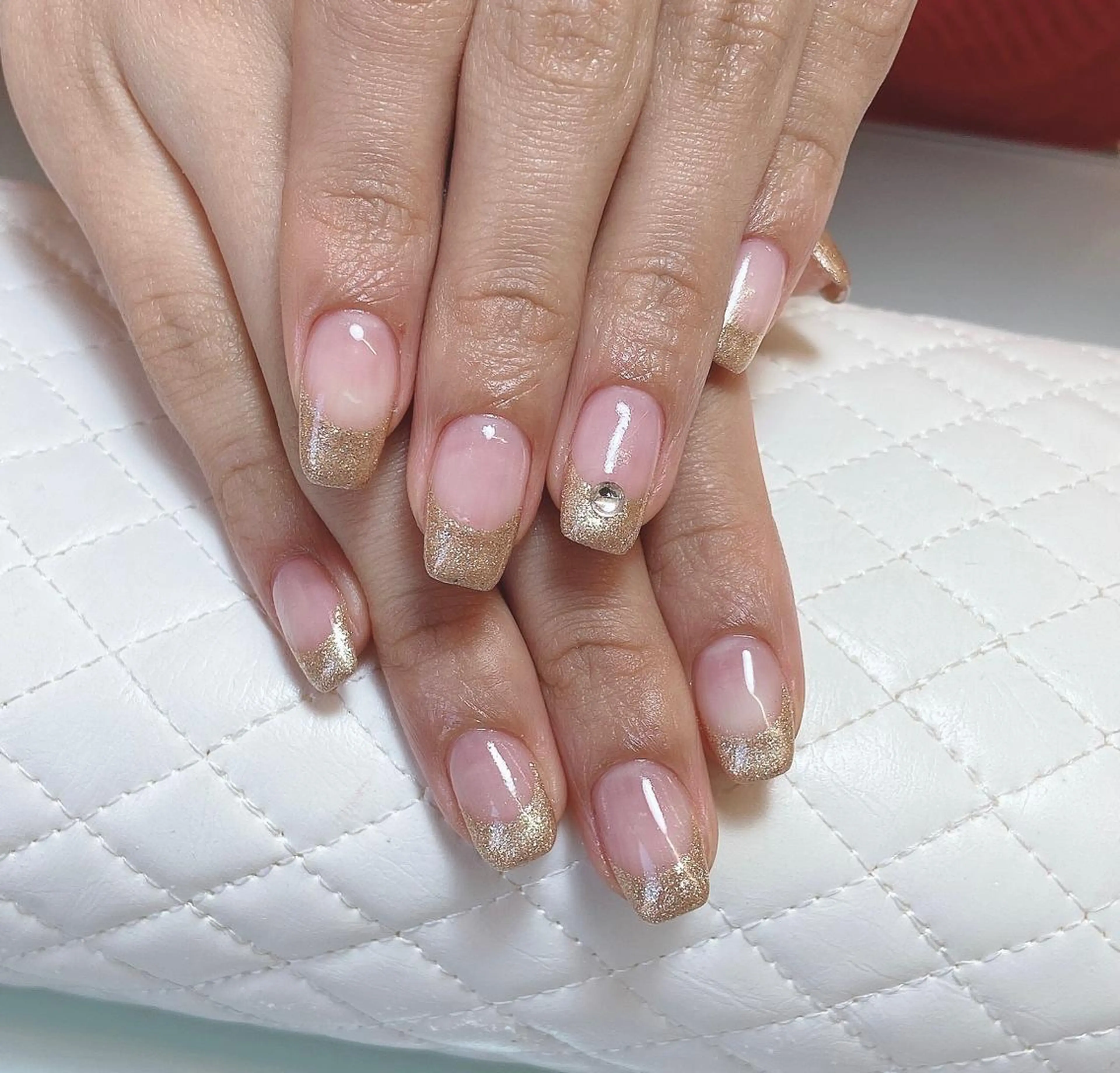 ネイル フレンチネイル ラメ(グリッター) Nailist🌟 Wakanaのネイルデザイン