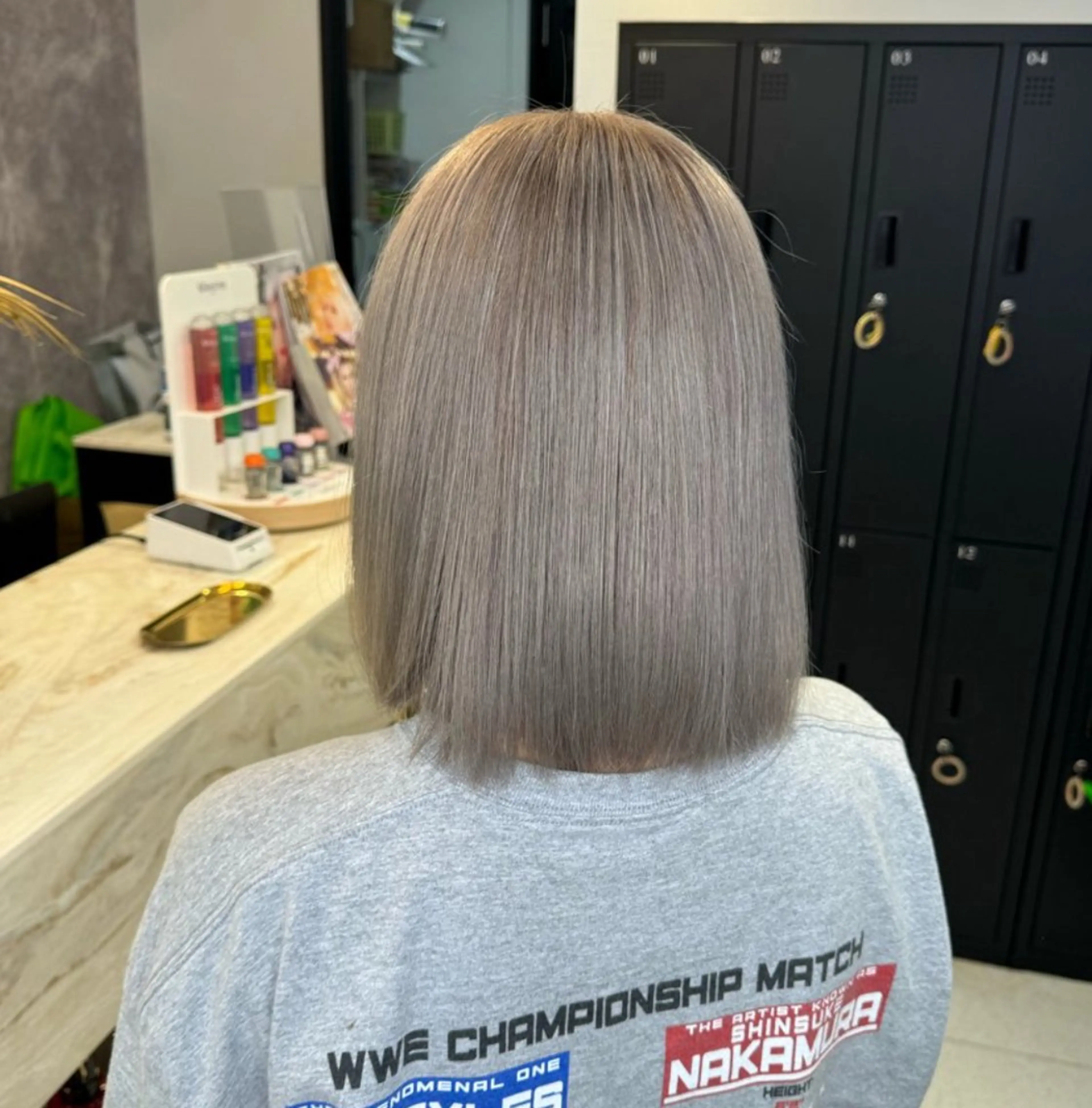 ミディアム カラー シールエクステ ベージュカラー ブリーチ ケアブリーチ 透明感カラー ヘアカラー ハイトーン/髪質改善 🌼KASUGA🎀のヘアスタイル