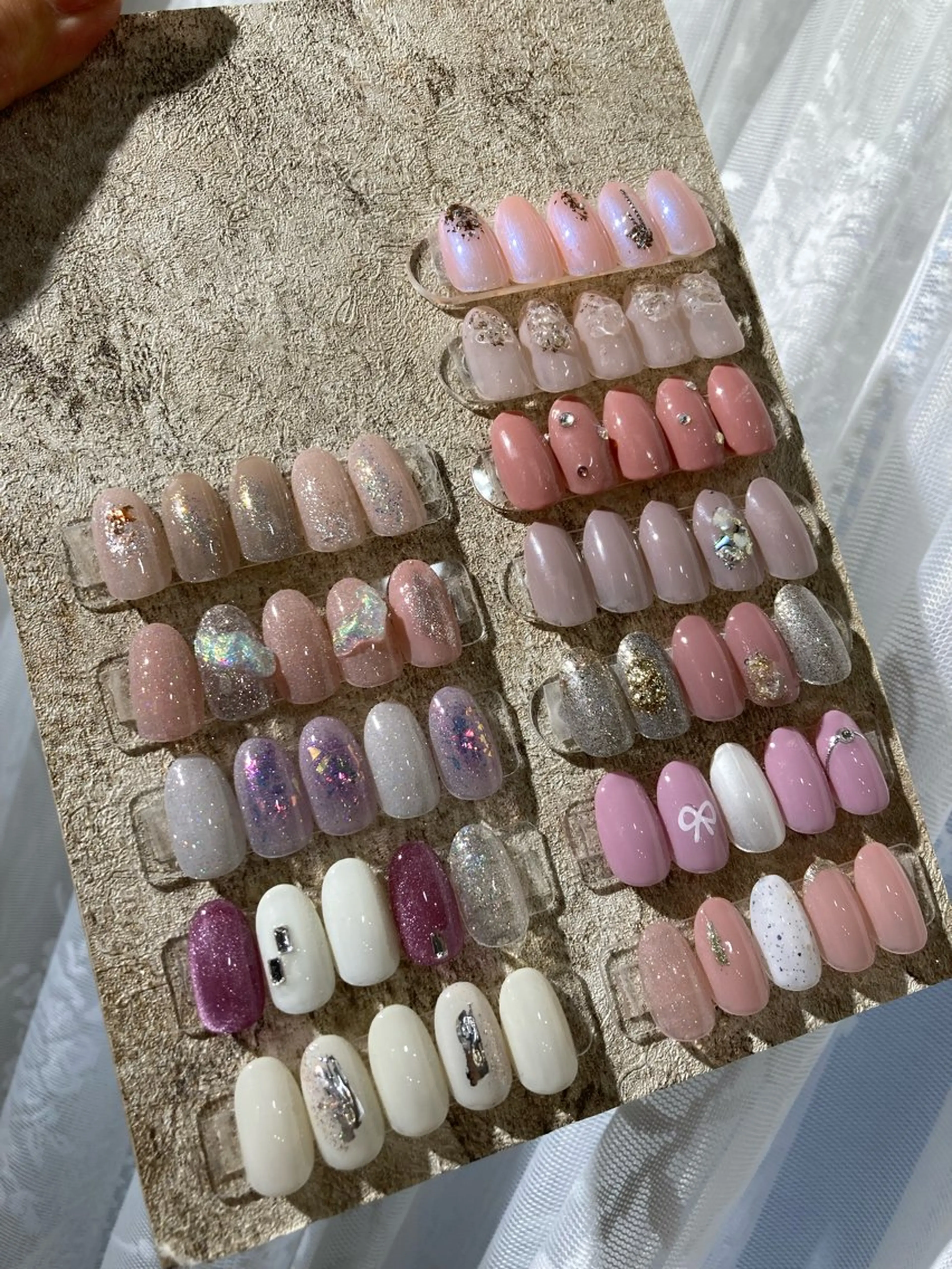 ネイル アートネイル 韓国ネイル マットネイル ミラーネイル ニュアンスネイル 🎀 Divas _Nagoyaのネイルデザイン