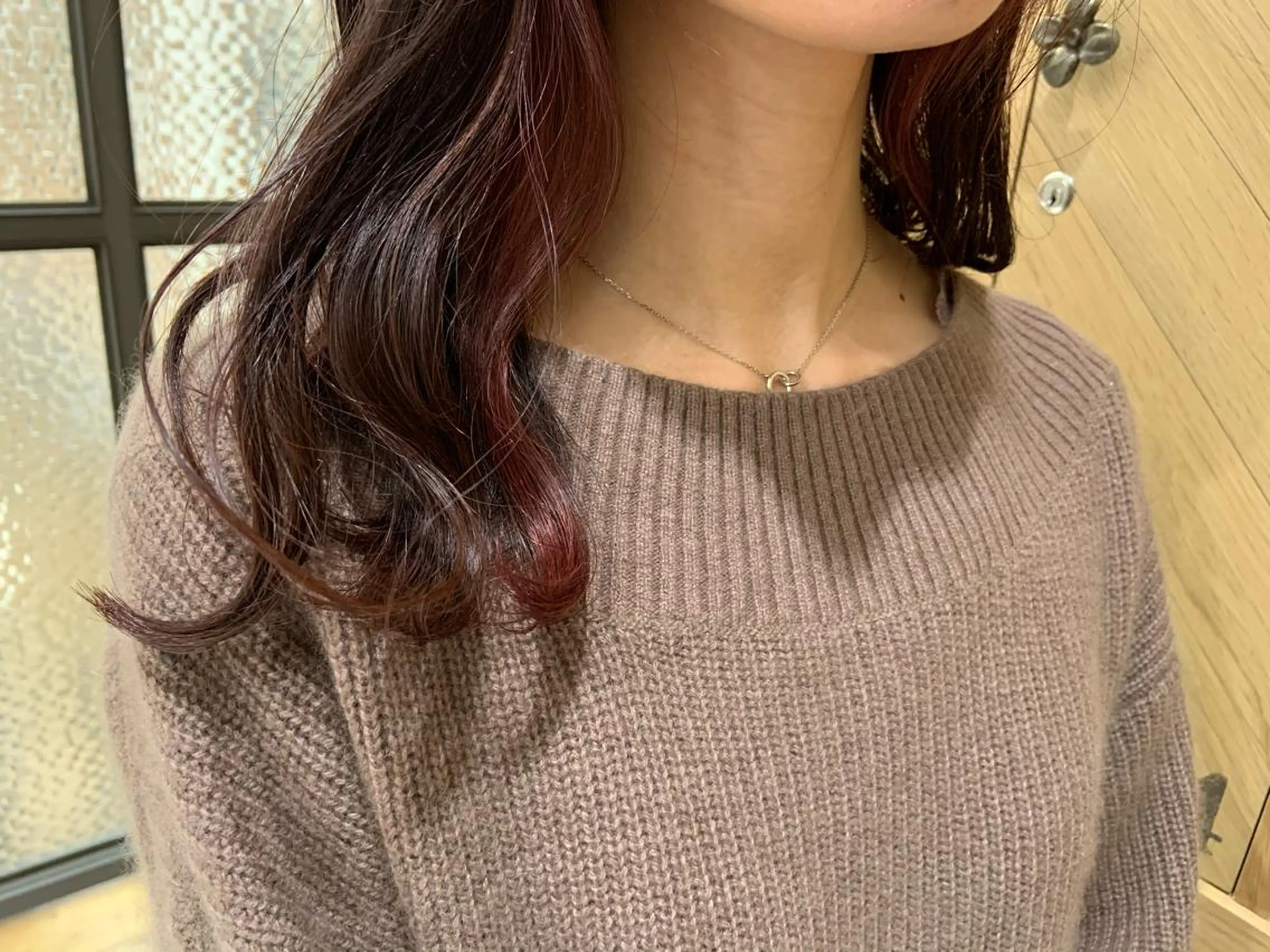 セミロング カラー 山下 加織のヘアスタイル