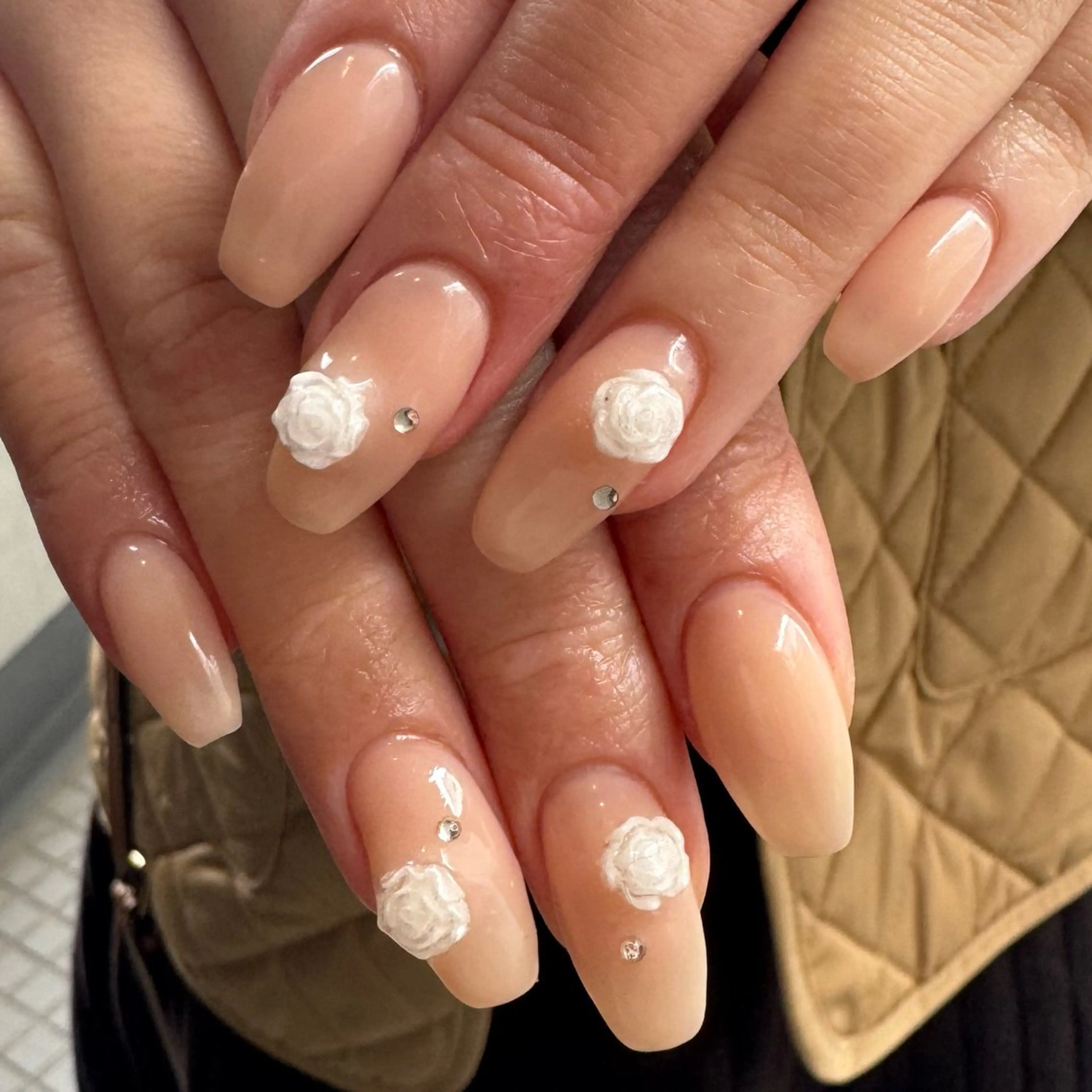 ネイル ハンドネイル One YUKIMIのネイルデザイン