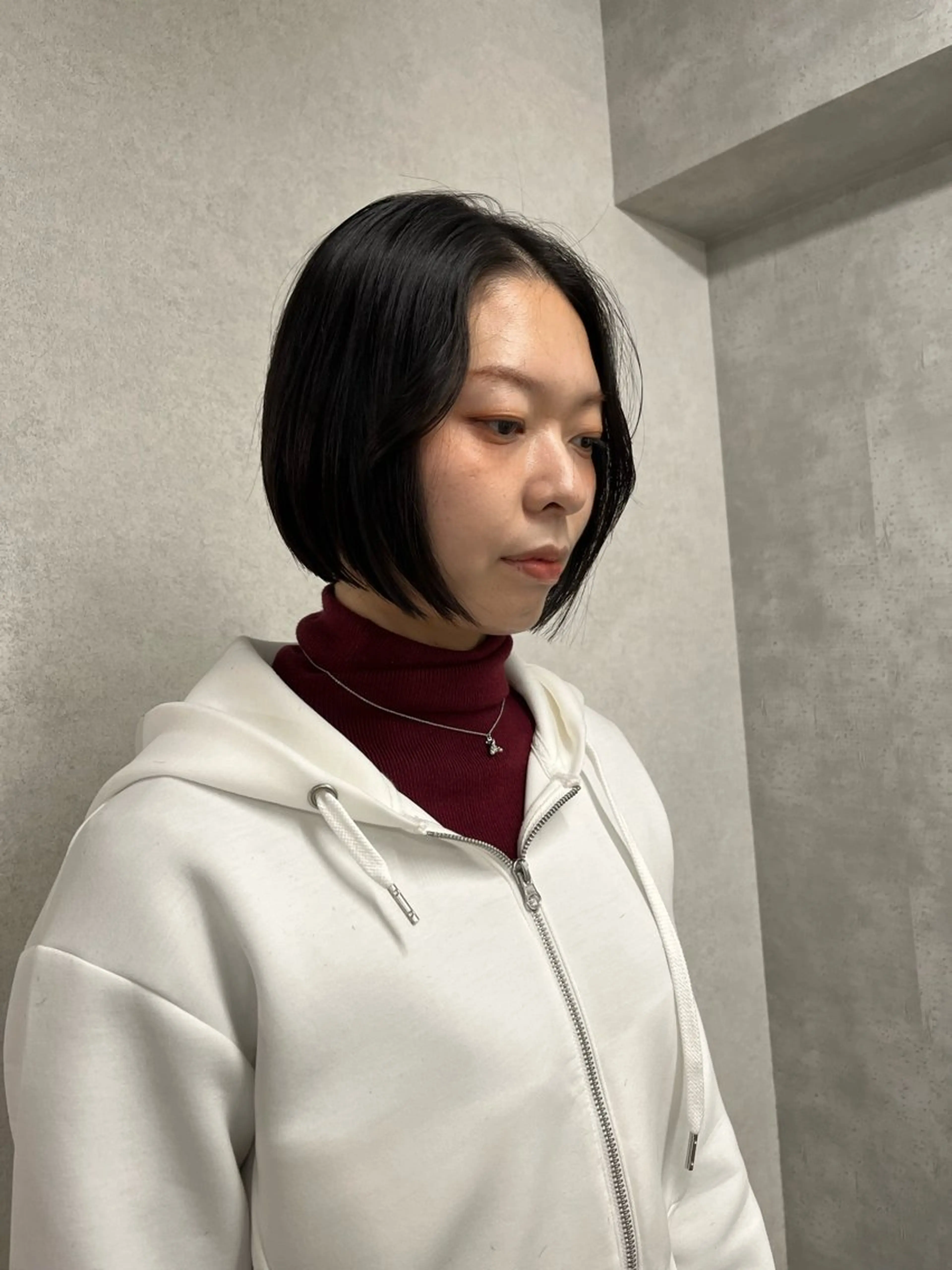 ミディアム anon Loemのヘアスタイル