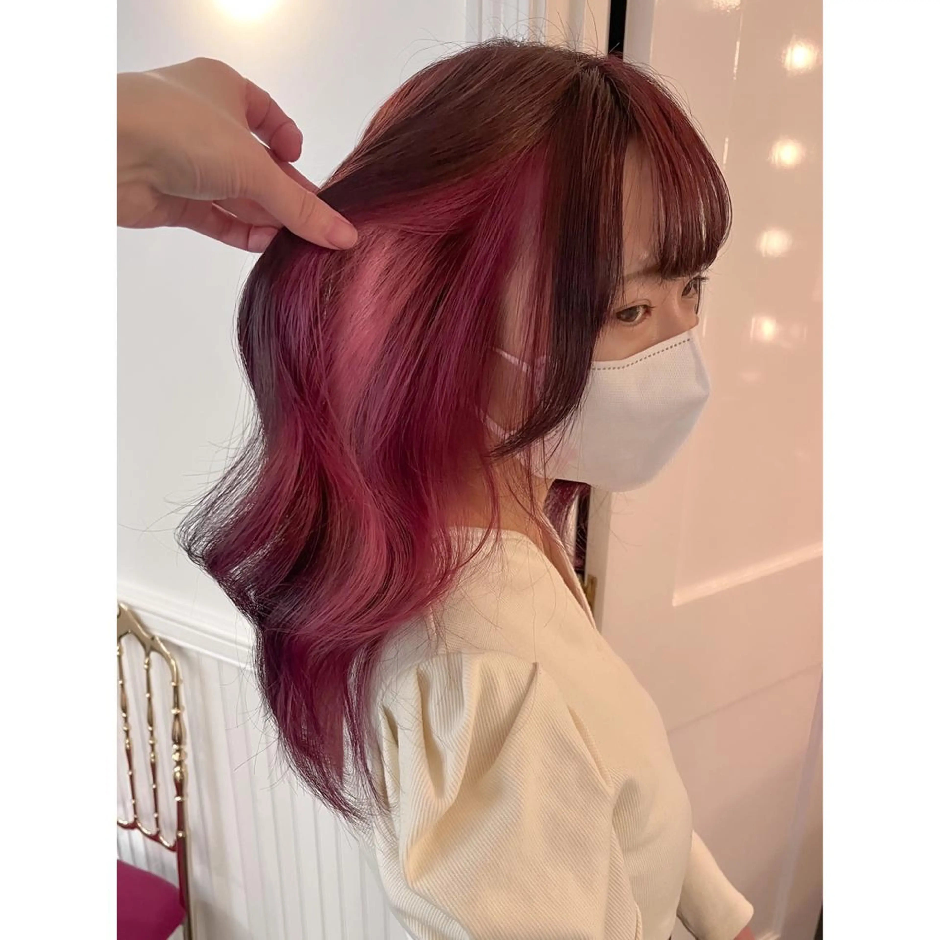 セミロング カラー ブリーチ ヘアカラー LOTTA CUCCI所属・miyu /トレンド カラー×艶髪のヘアスタイル