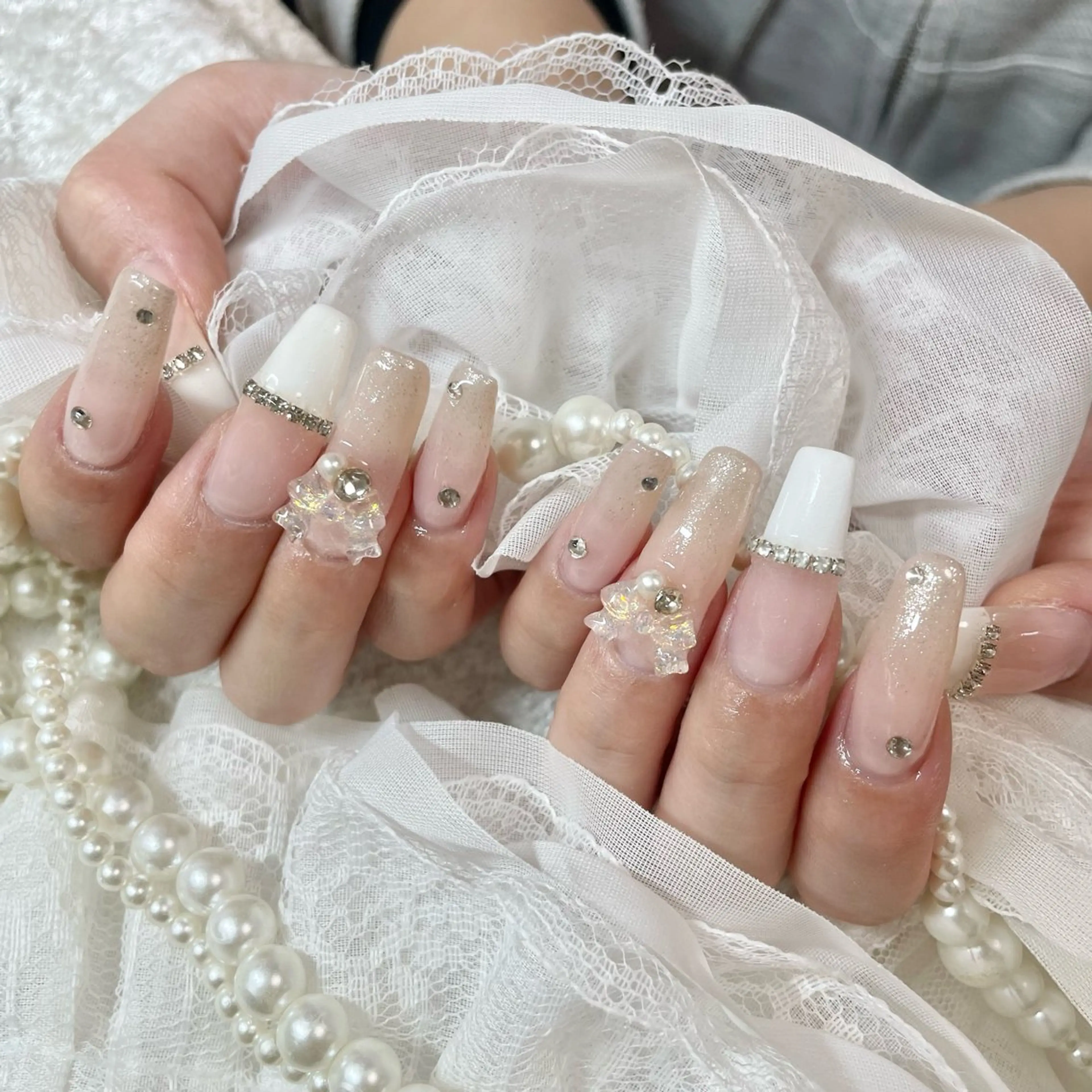 ネイル ガーリー 韓国ネイル ワンホンネイル 冬ネイル ハンドネイル 🎀AYAKO 🎀中韓ネイルのネイルデザイン