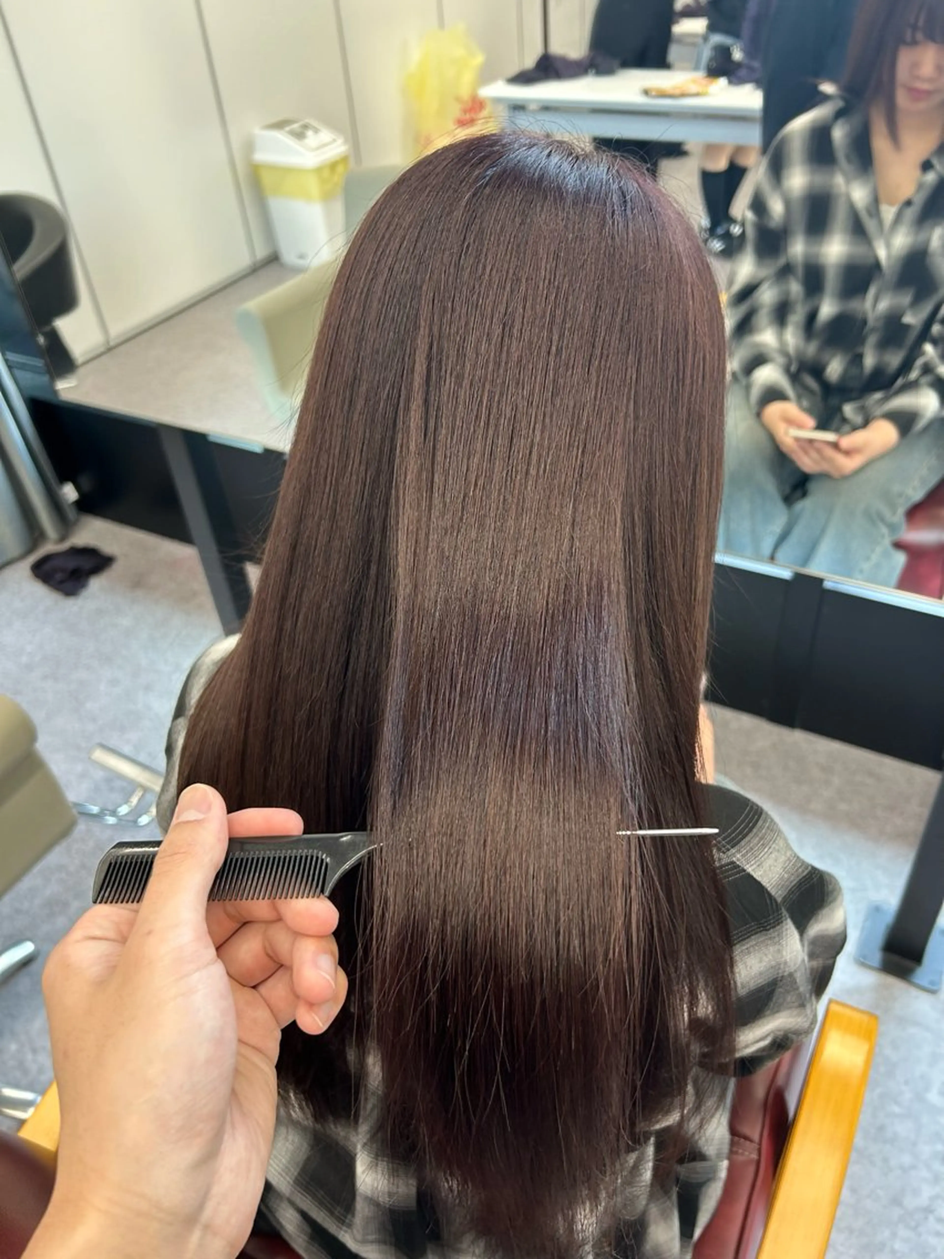 ロング カラー 縮毛矯正 トリートメント ブリーチで叶える透明 感カラーTakeruのヘアスタイル