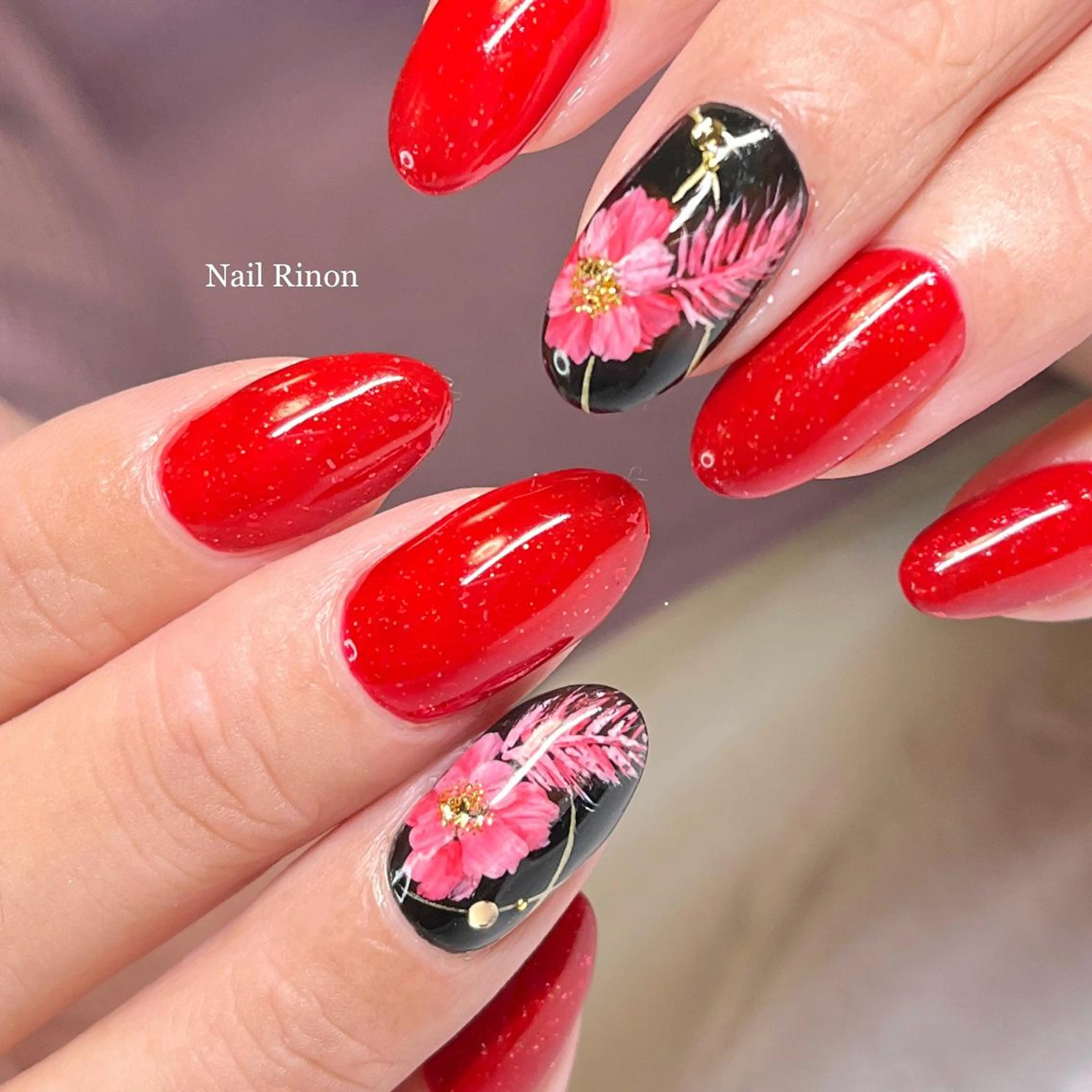 ネイル 赤色 ハンドネイル Nail Rinonのネイルデザイン