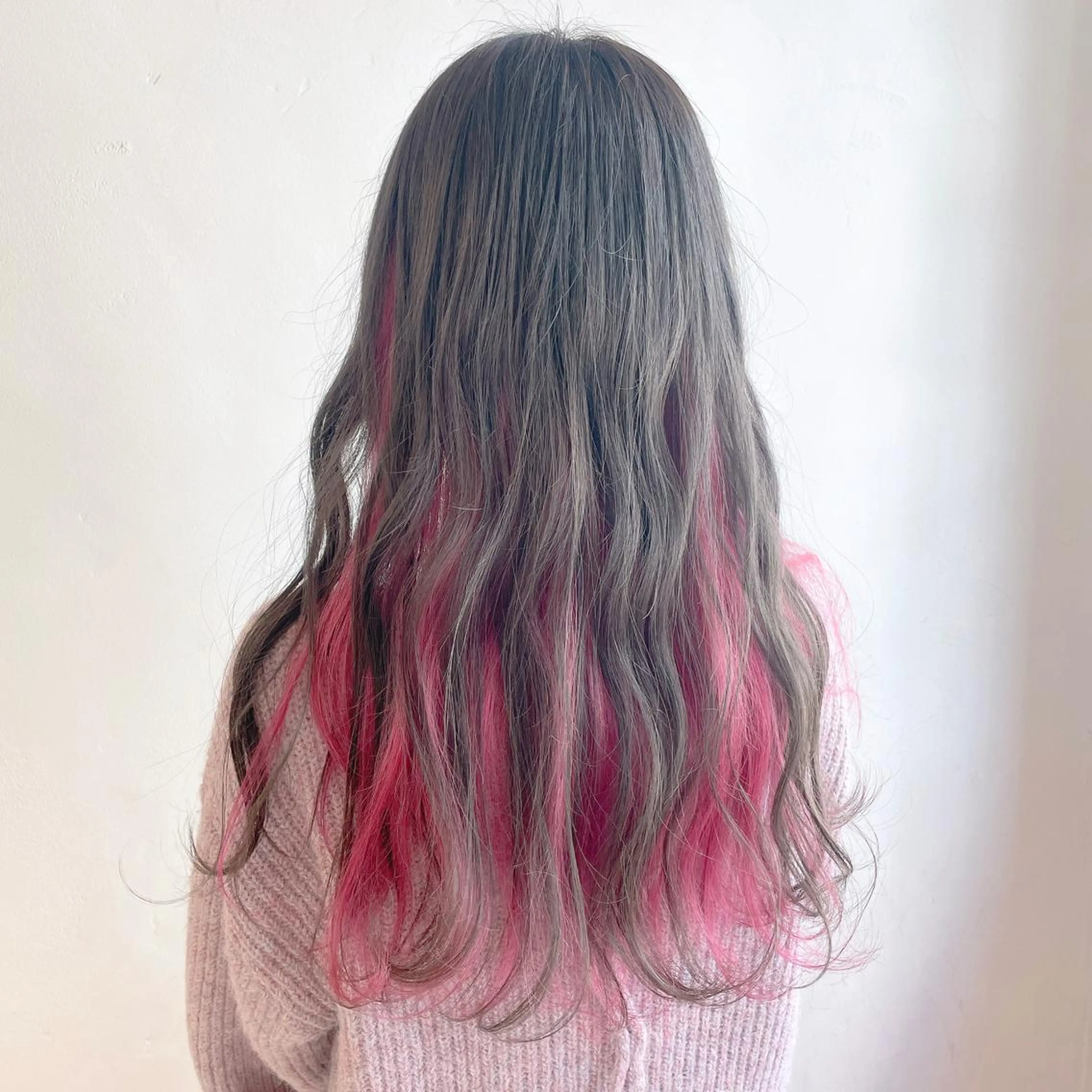 ロング カラー バレイヤージュ ブリーチ ケアブリーチ ダブルカラー イヤリングカラー ヘアカラー トリートメント デザインカラー髪質 改善Lilithのその他イメージ