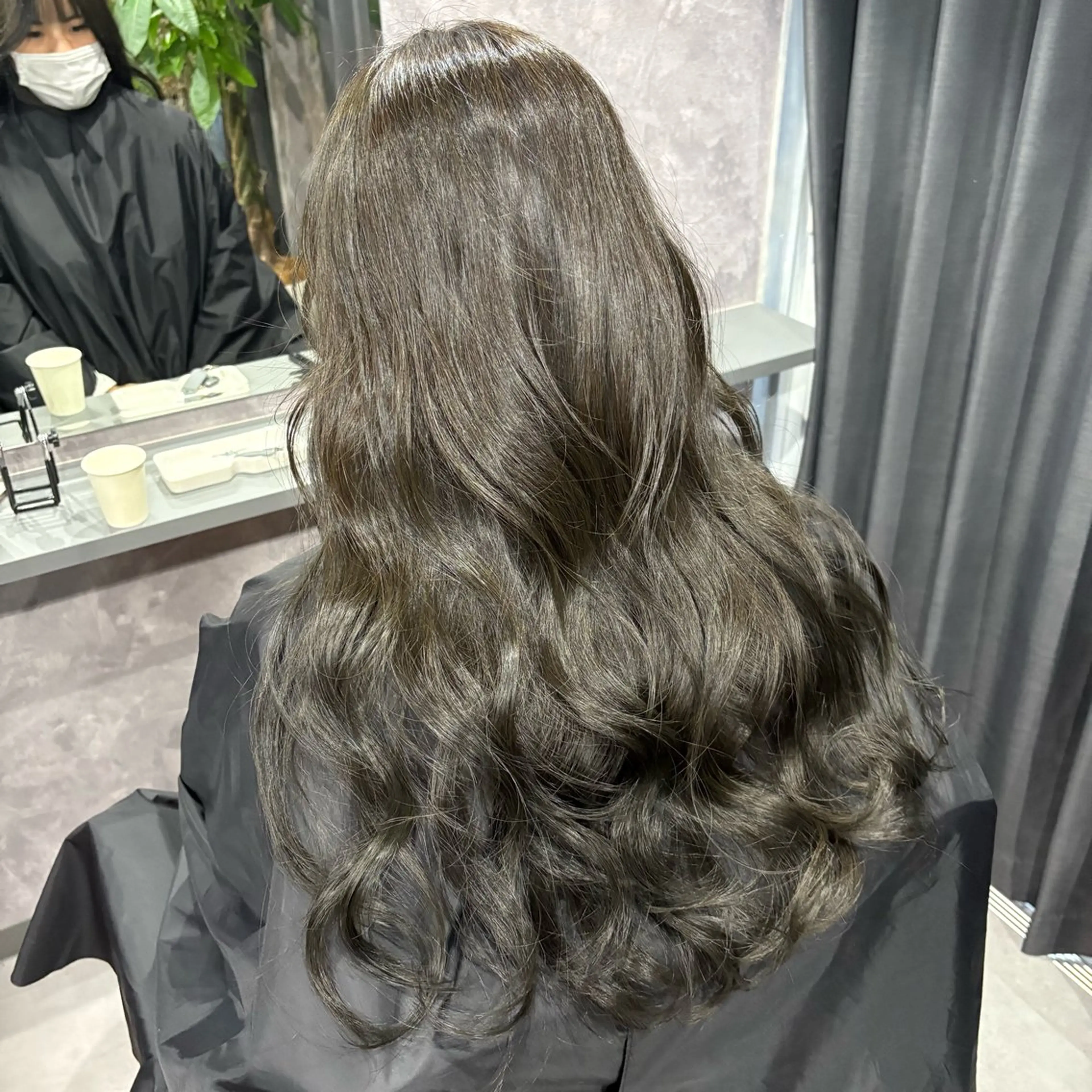 ロング カラー カット ヘアカラー トリートメント nameless miichiのヘアスタイル