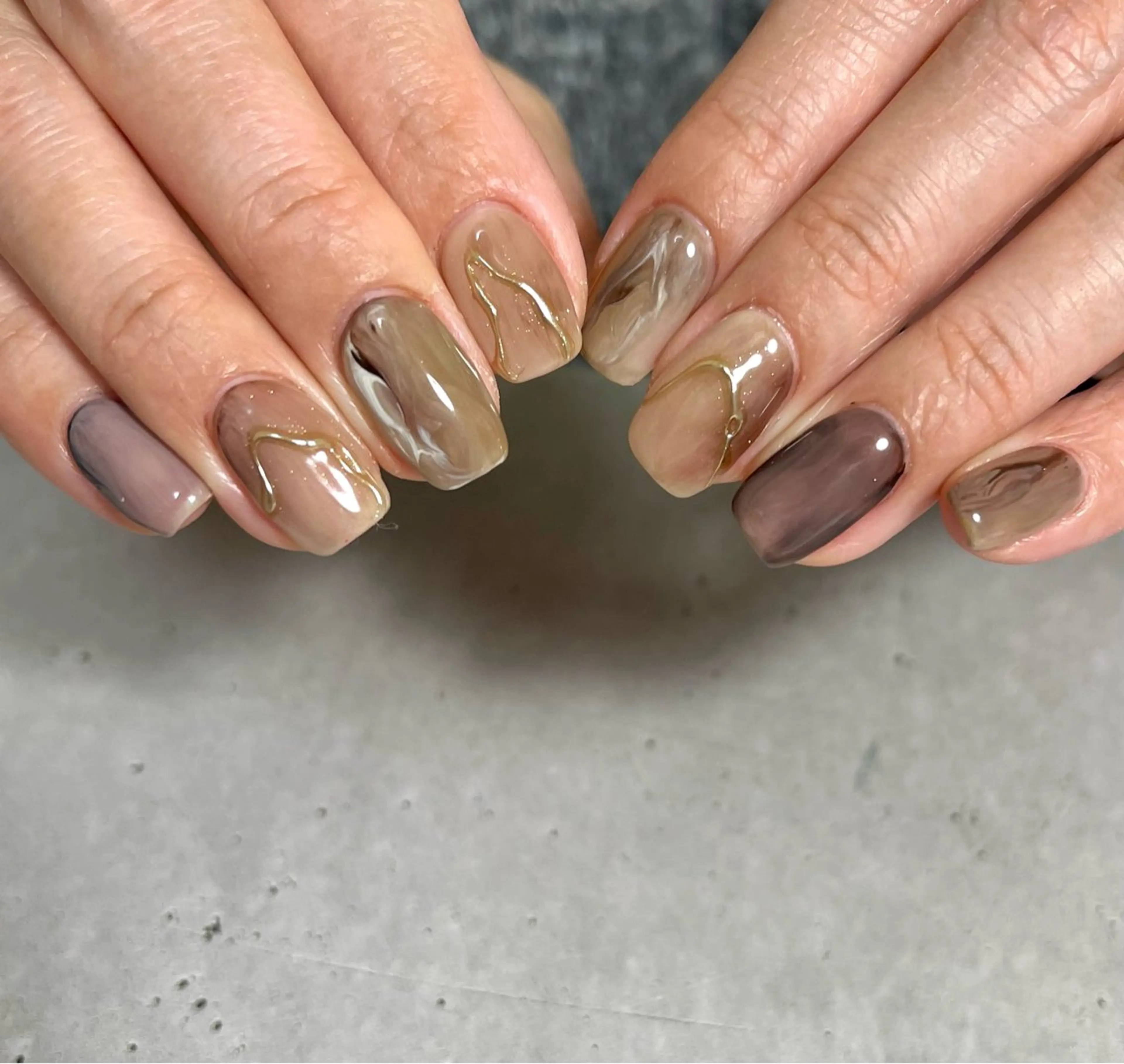 ネイル ニュアンスネイル 岩瀬 凜のネイルデザイン
