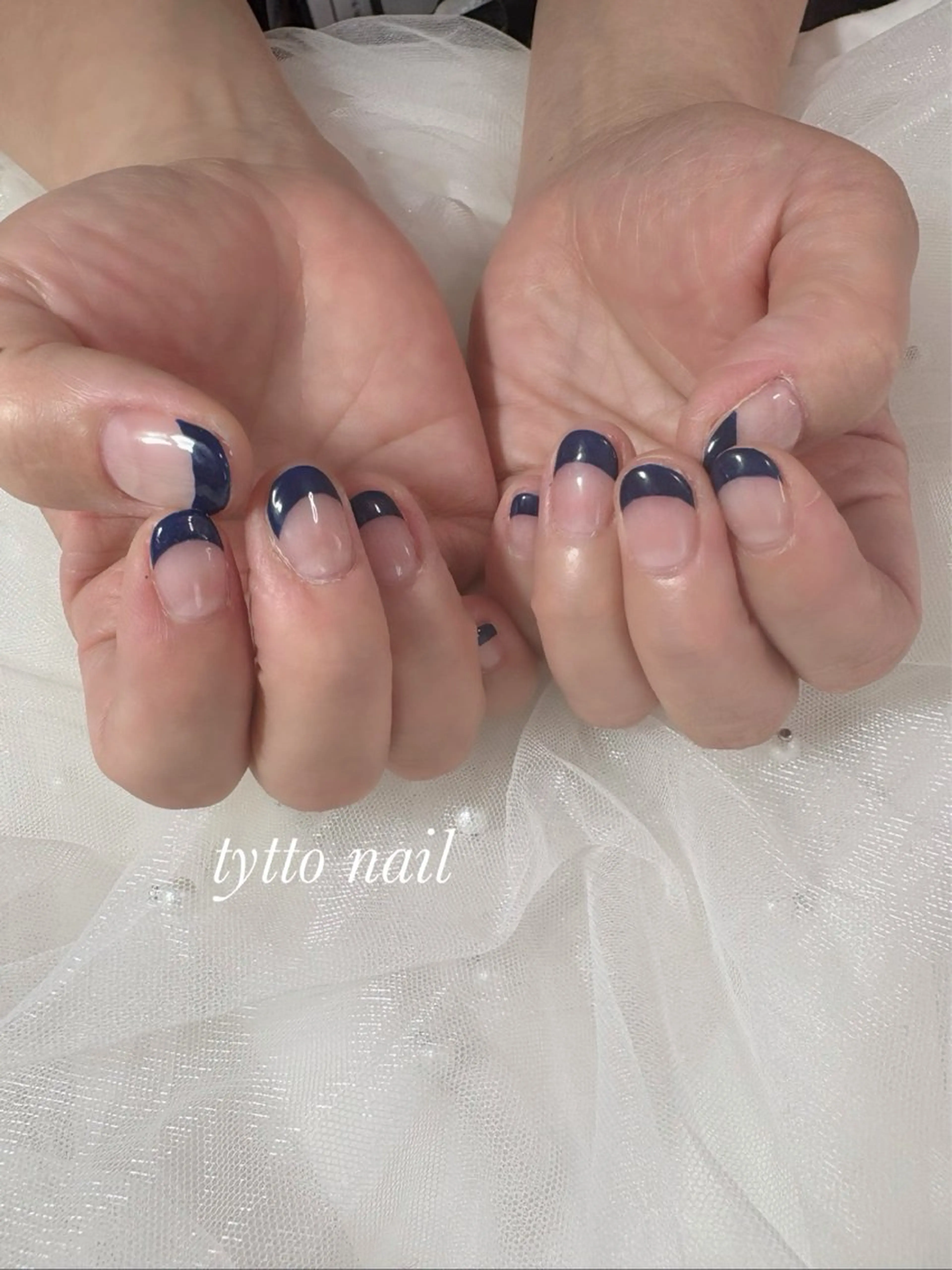 ネイル ブルー フレンチネイル グラデーション ネイビー オフィスネイル ハンドネイル tytto nail ❤︎‪‪eri‪‪のネイルデザイン