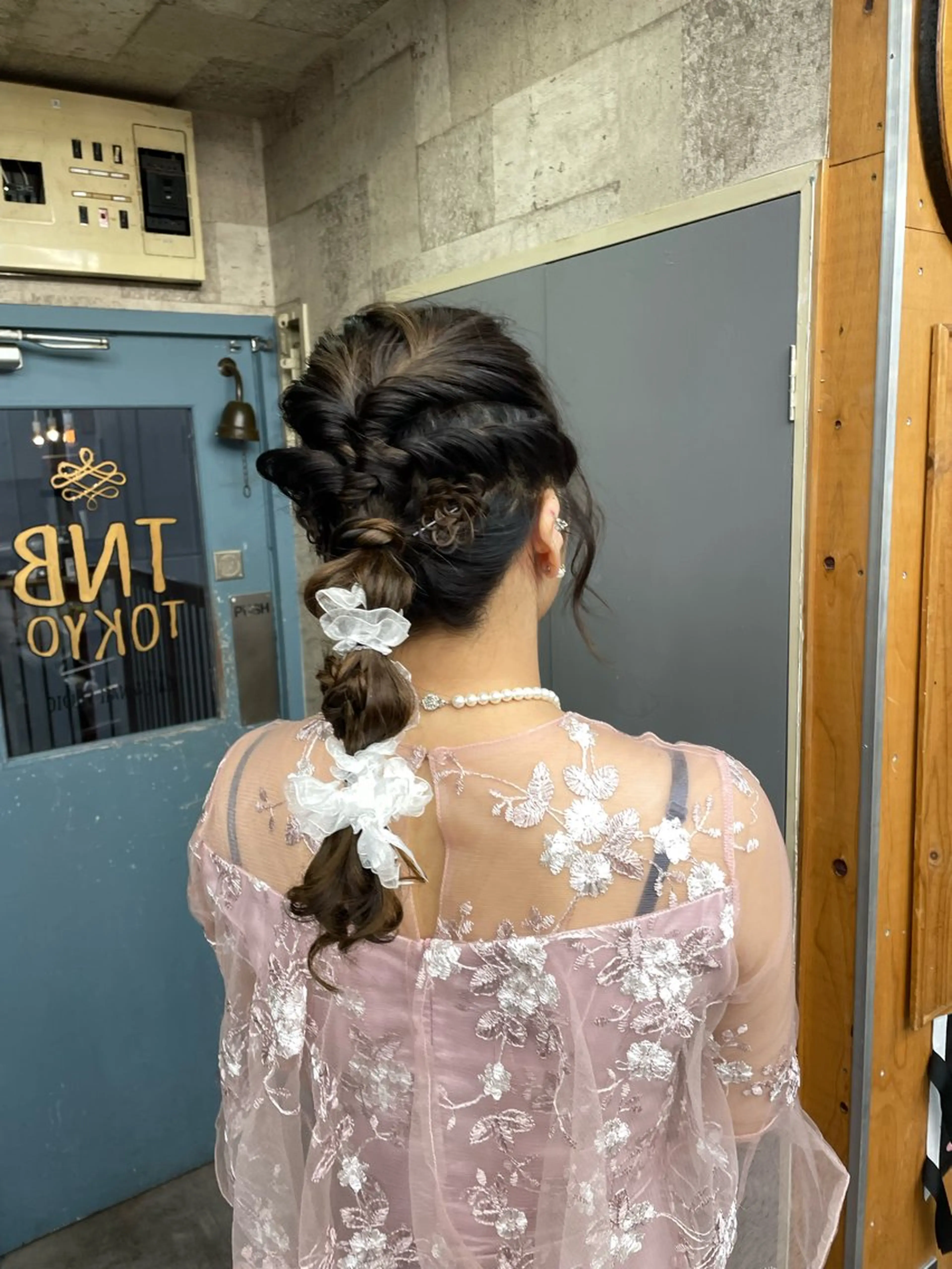 ロング ヘアアレンジ 結婚式・ブライダル ヘアセット TNB TOKYO所属・Insta 指名 No.1KURUMIのヘアスタイル