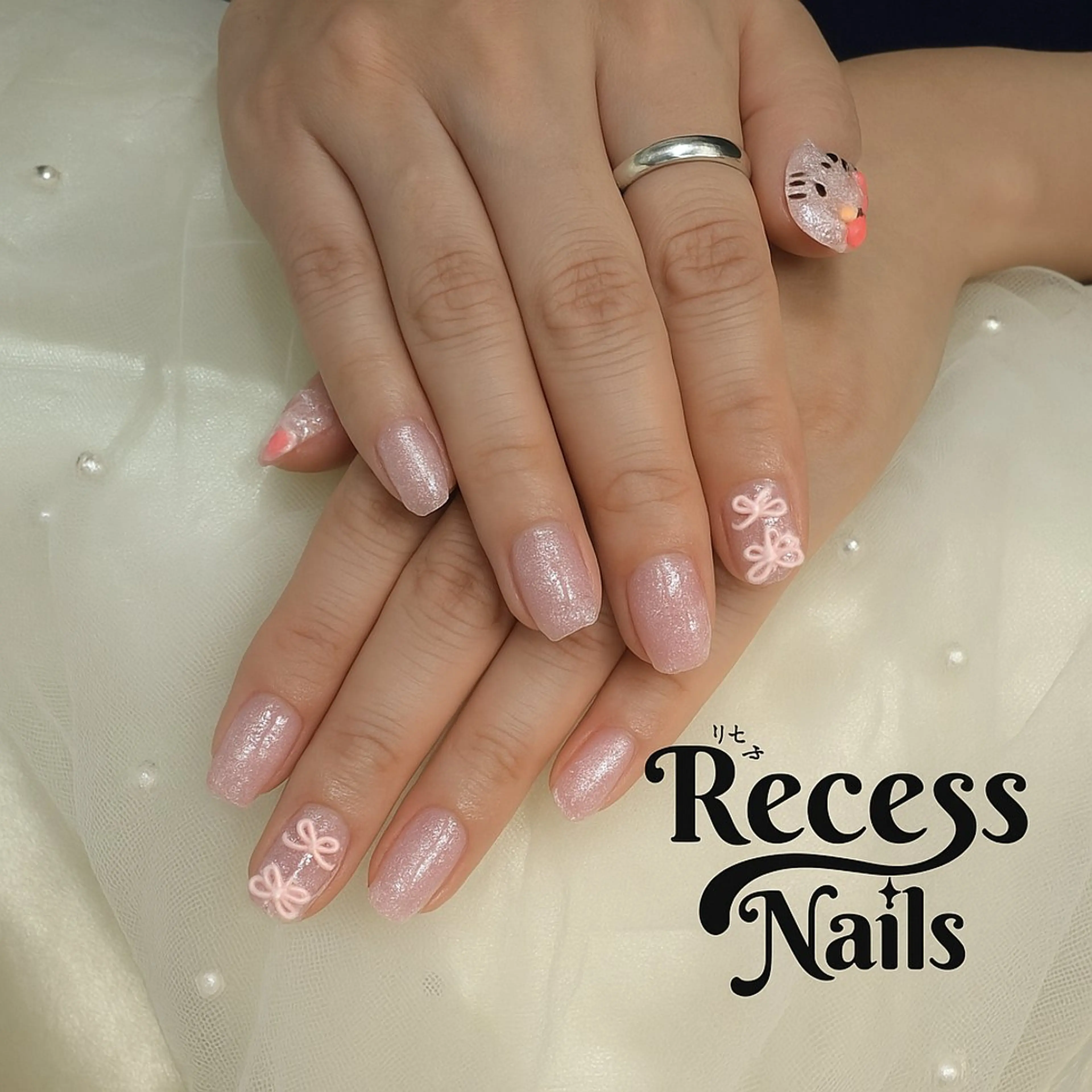 ネイル アートネイル 持ち込み ピンク リボン ハンドネイル リセス 高田馬場のネイルデザイン