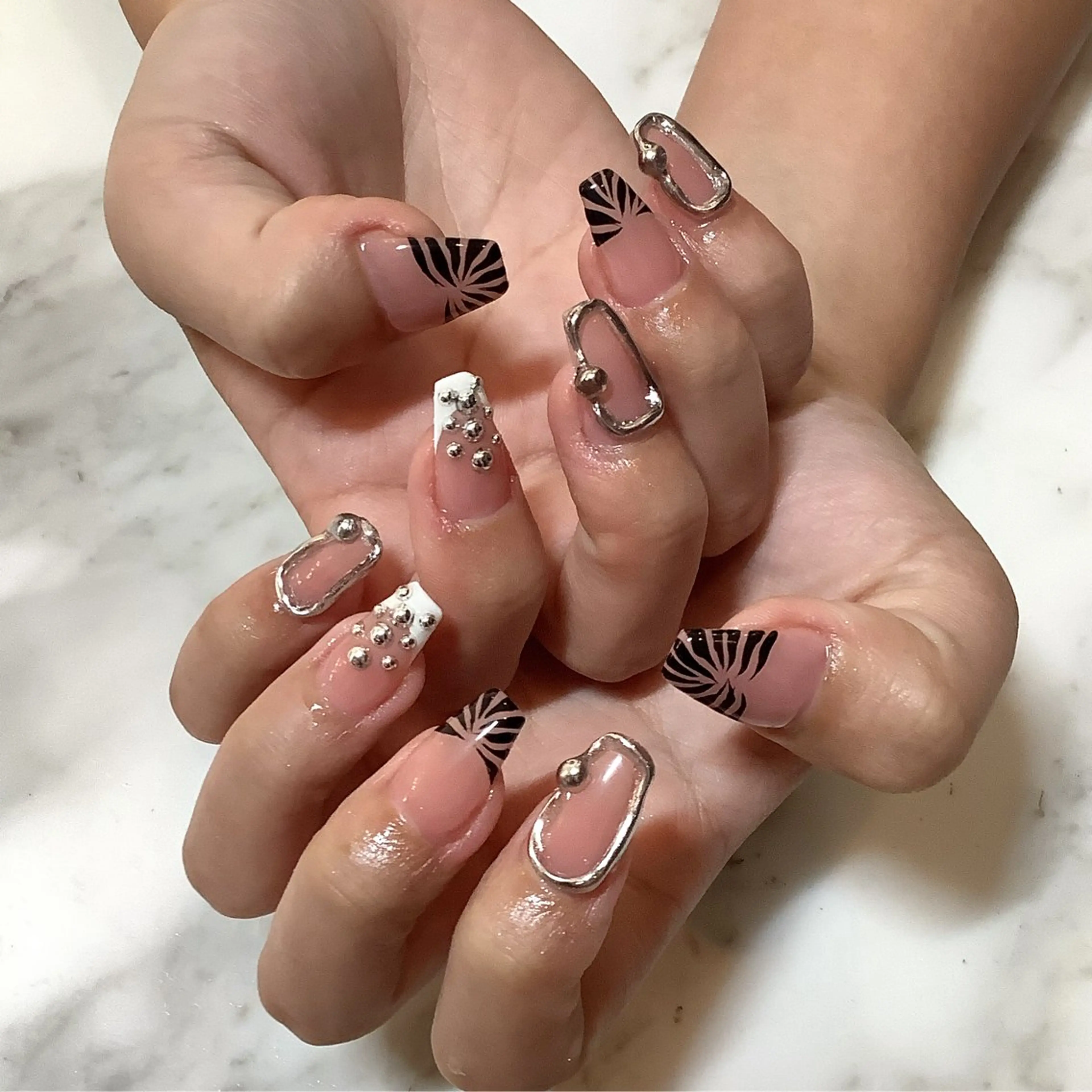 ネイル ハンドネイル ハンドケア kii nailsのネイルデザイン