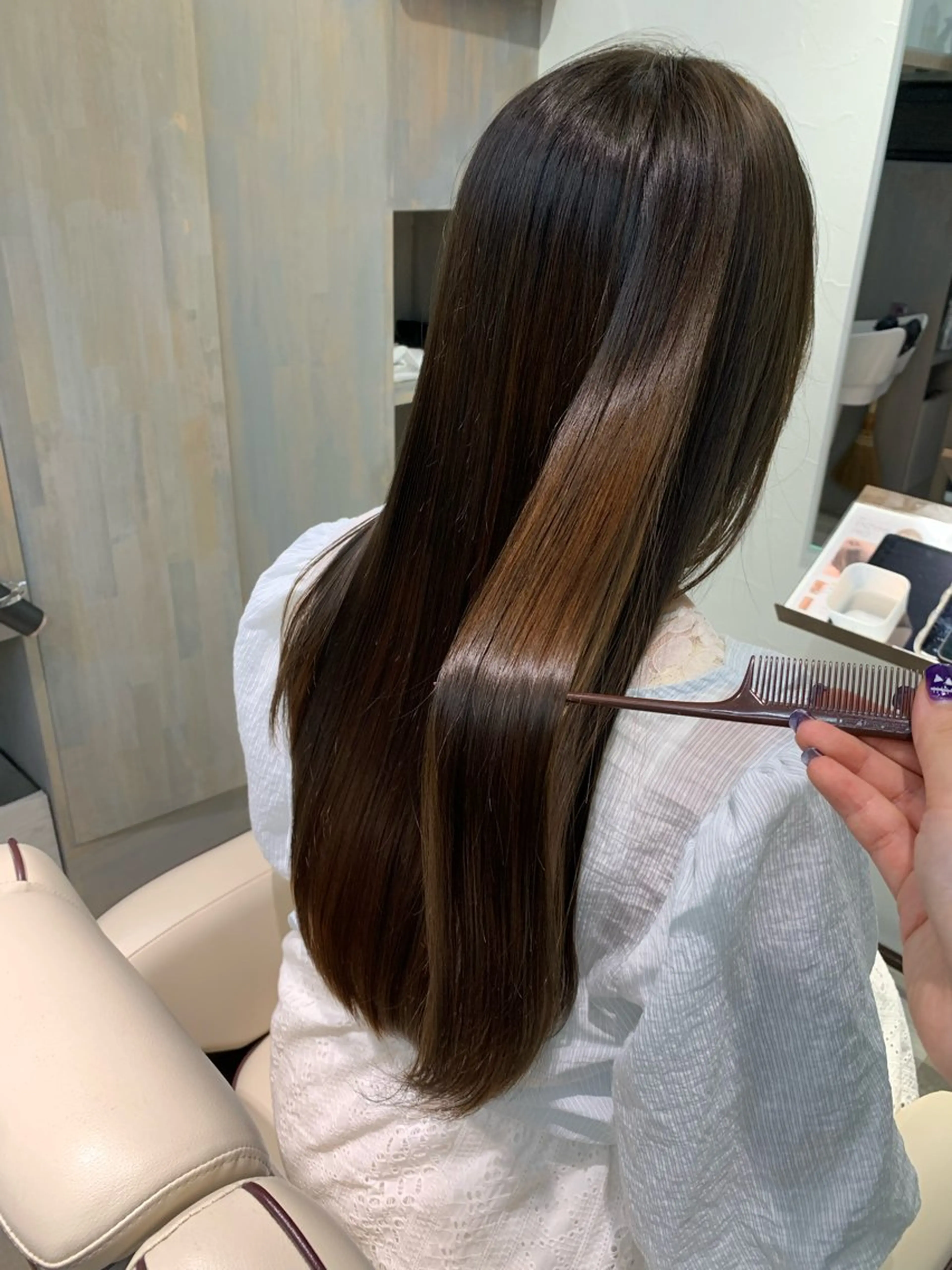 ロング トリートメント 酸熱トリートメント 髪質改善×艶カラー Haruのヘアスタイル