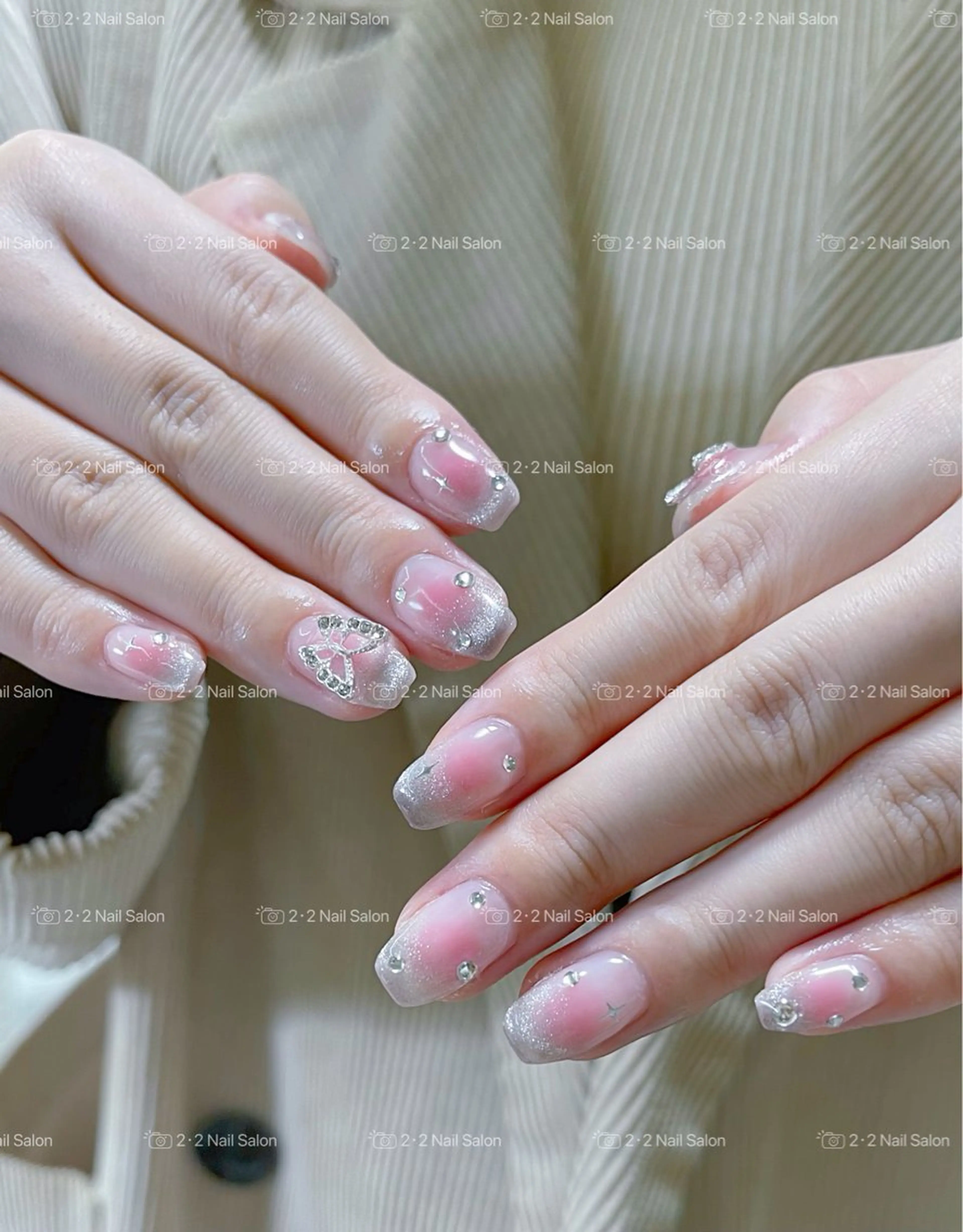 ネイル ハンドネイル 🦋y y Nail 🤍のネイルデザイン