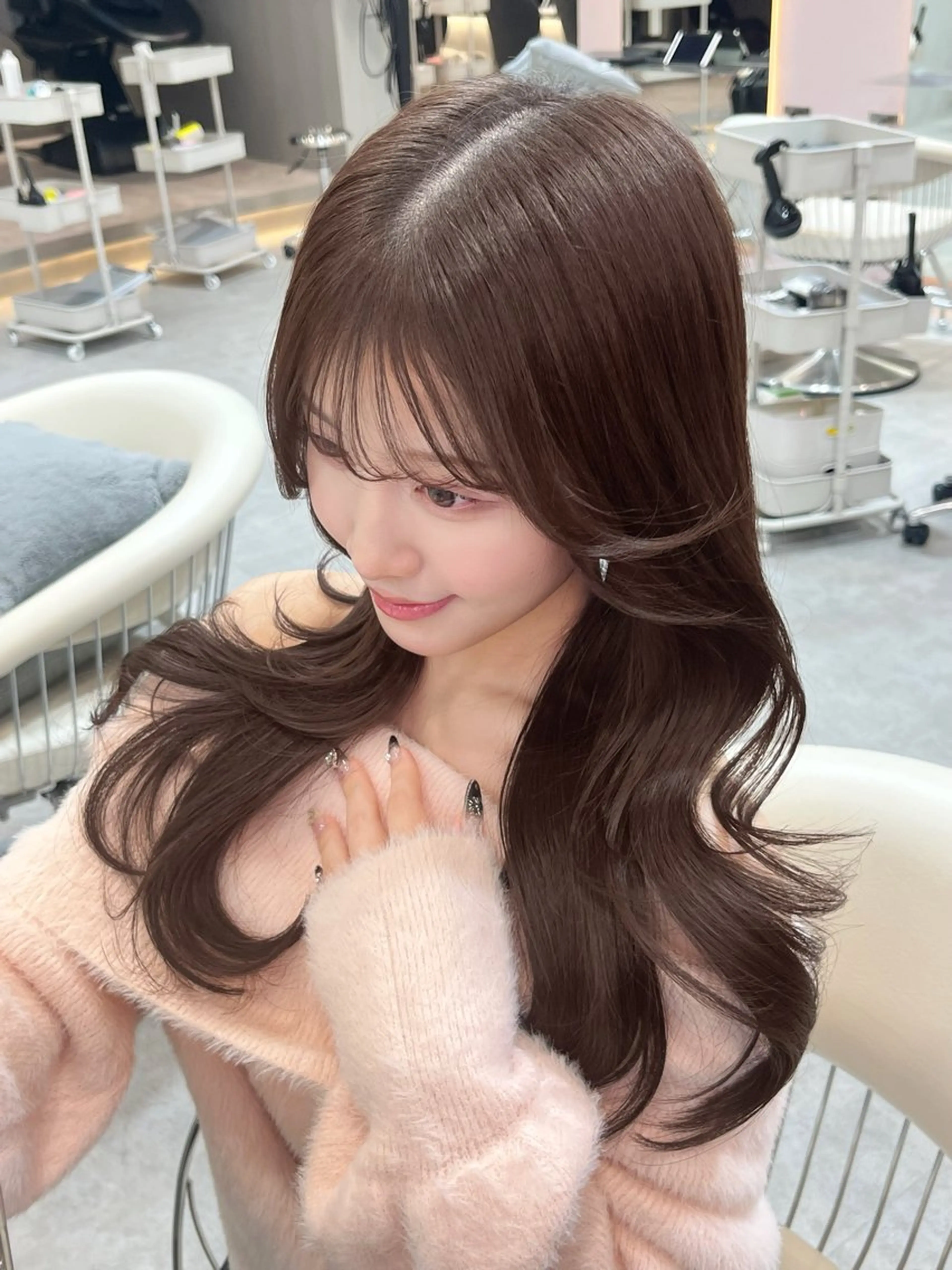 ロング カラー カット ヘアカラー トリートメント 髪質改善 縮毛矯正 韓国ヘア　柏崎颯刀のヘアスタイル
