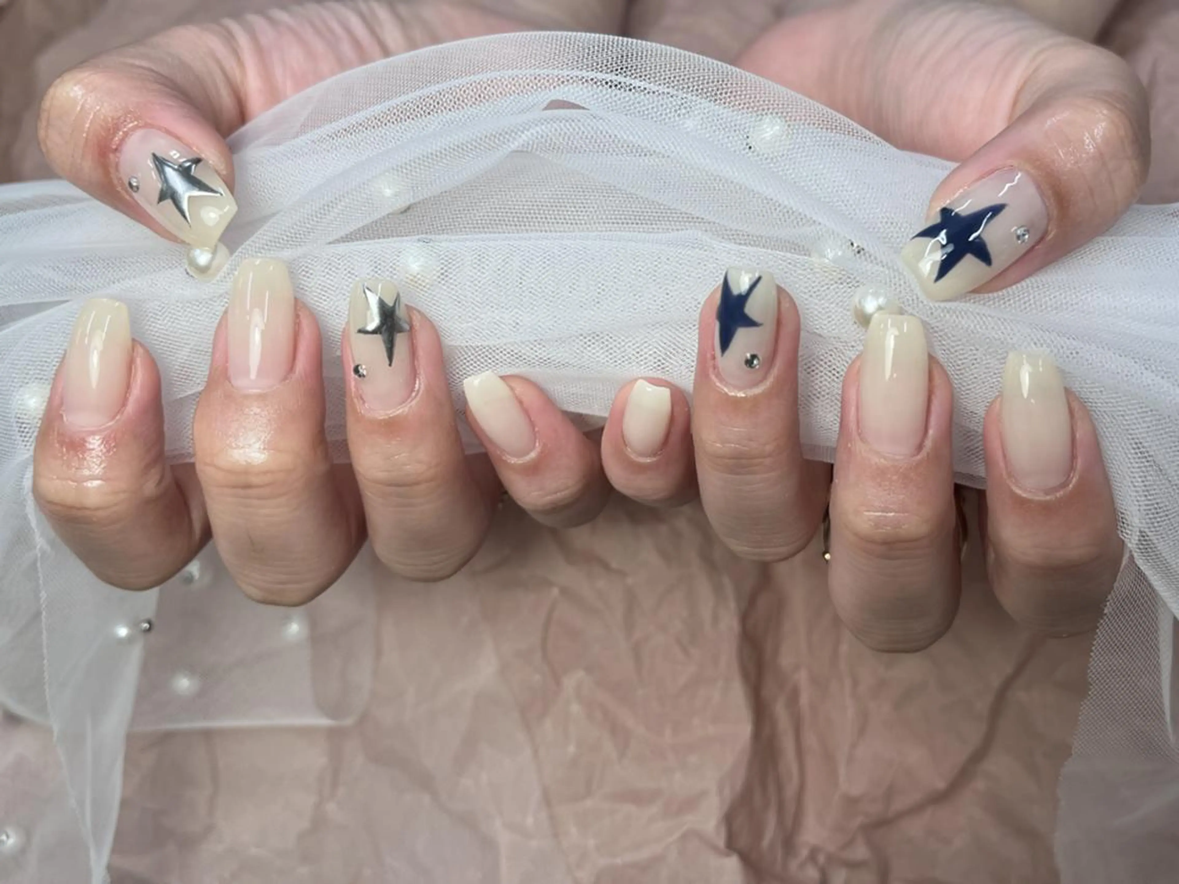 ネイル シンプルネイル ハンドネイル ToliyDeliy Nail Salonのネイルデザイン