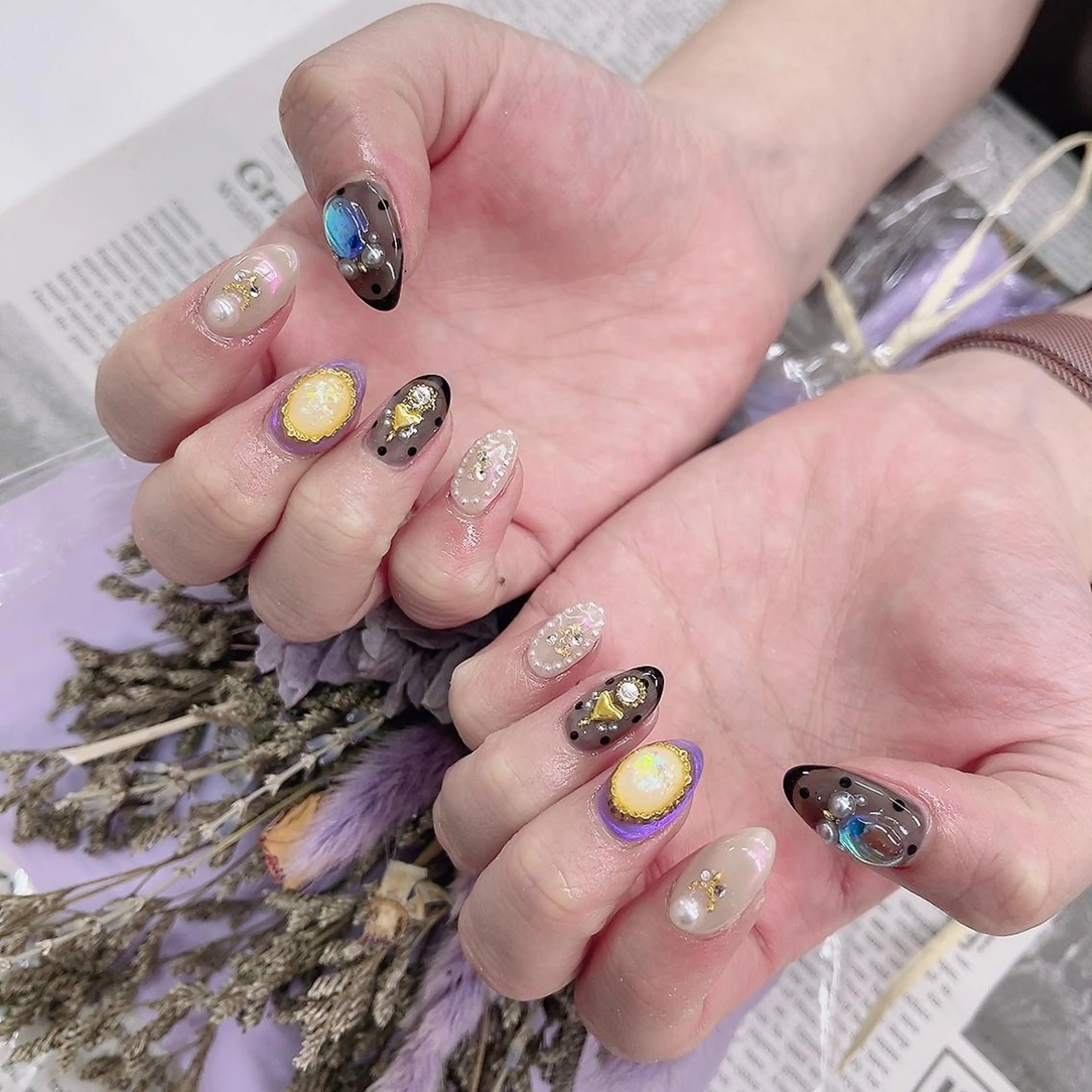 ネイル 🦋ネイルサロン ブラン🌈ゆりのネイルデザイン