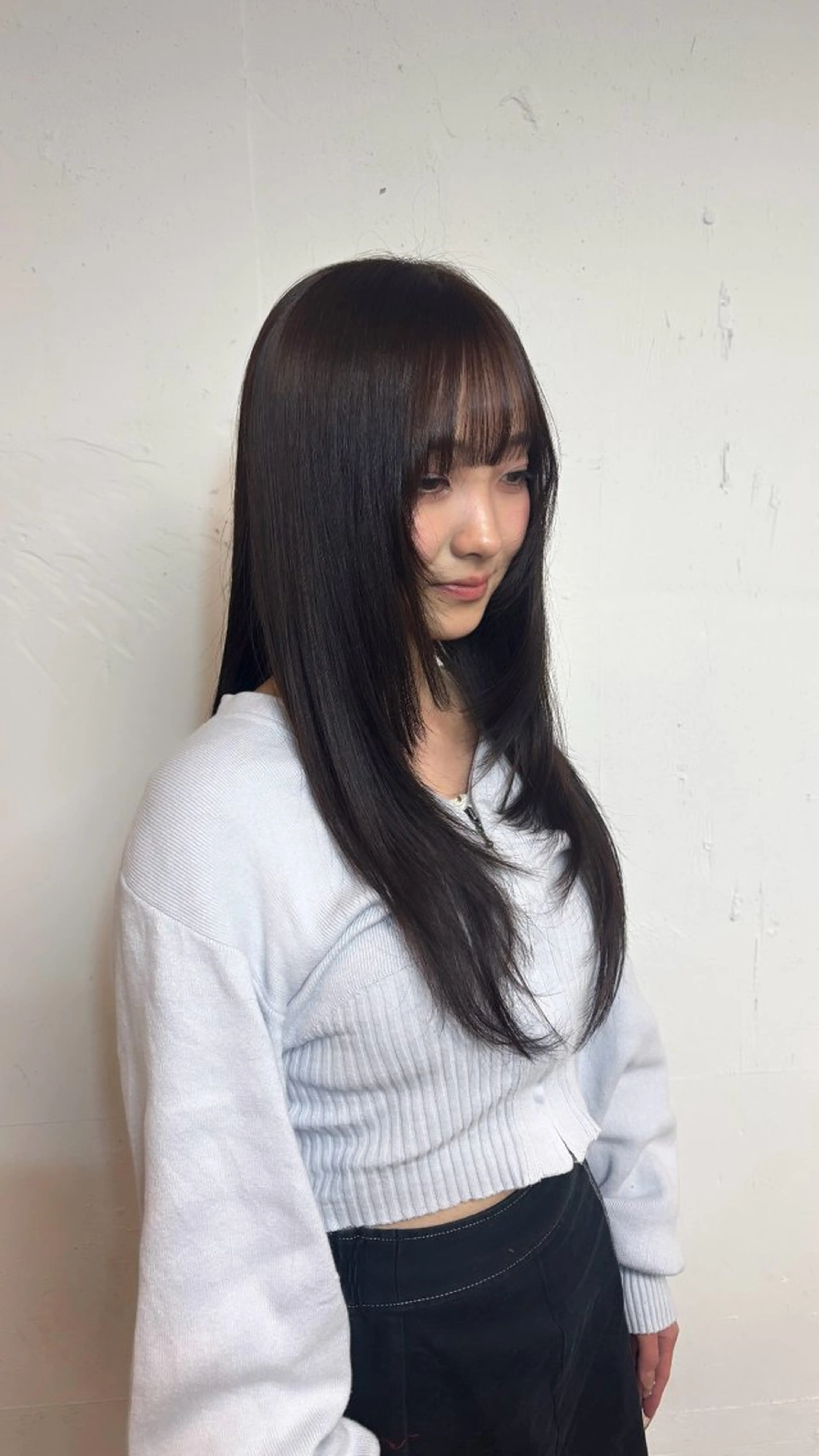 ロング カラー ブラウンカラー オリーブブラウン レイヤーカット 直木 絵美のヘアスタイル