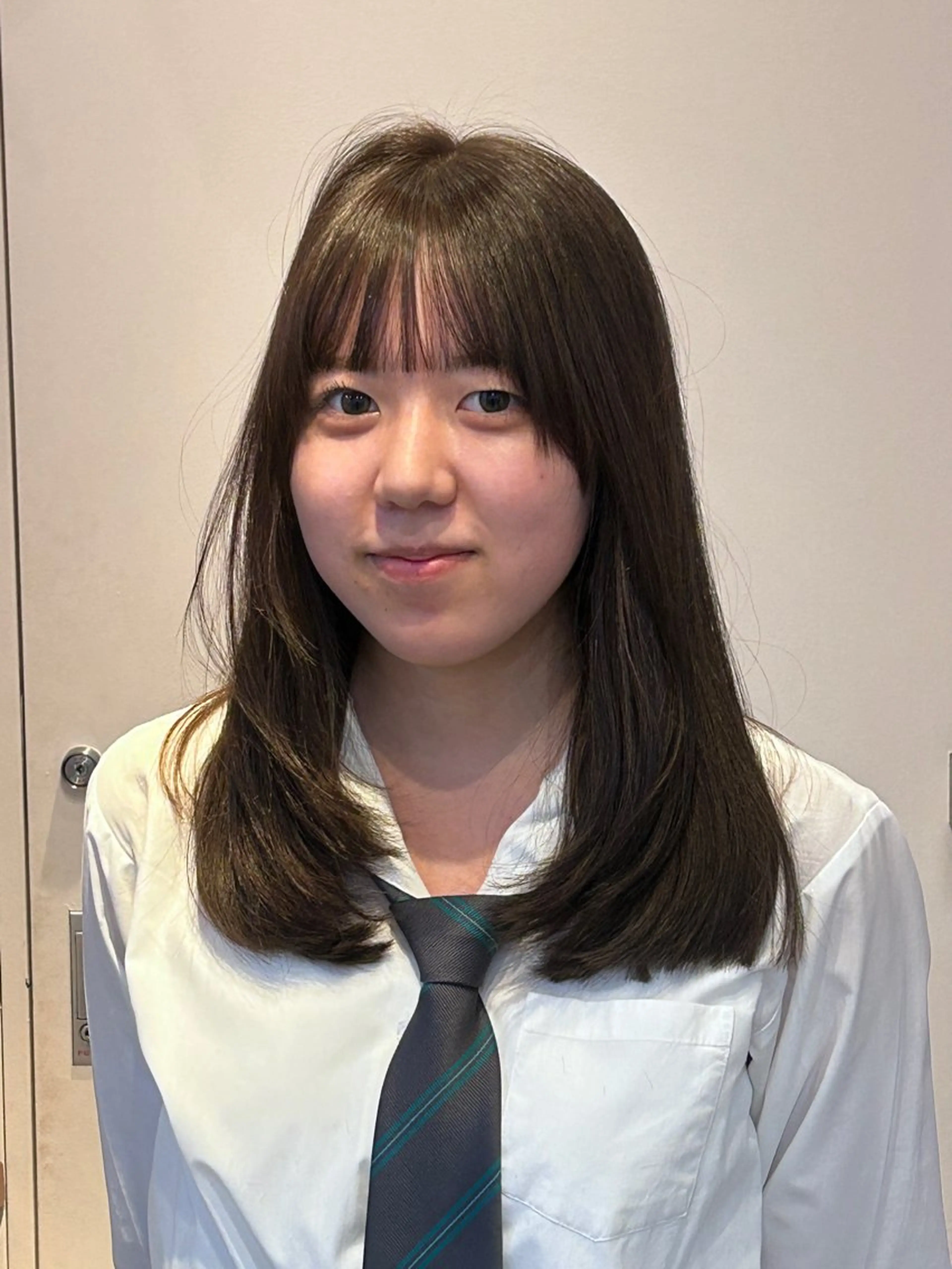 ミディアム カラー レイヤーカット カット ヘアカラー トリートメント ナチュラル大人っぽい スタイル　MAORIのヘアスタイル