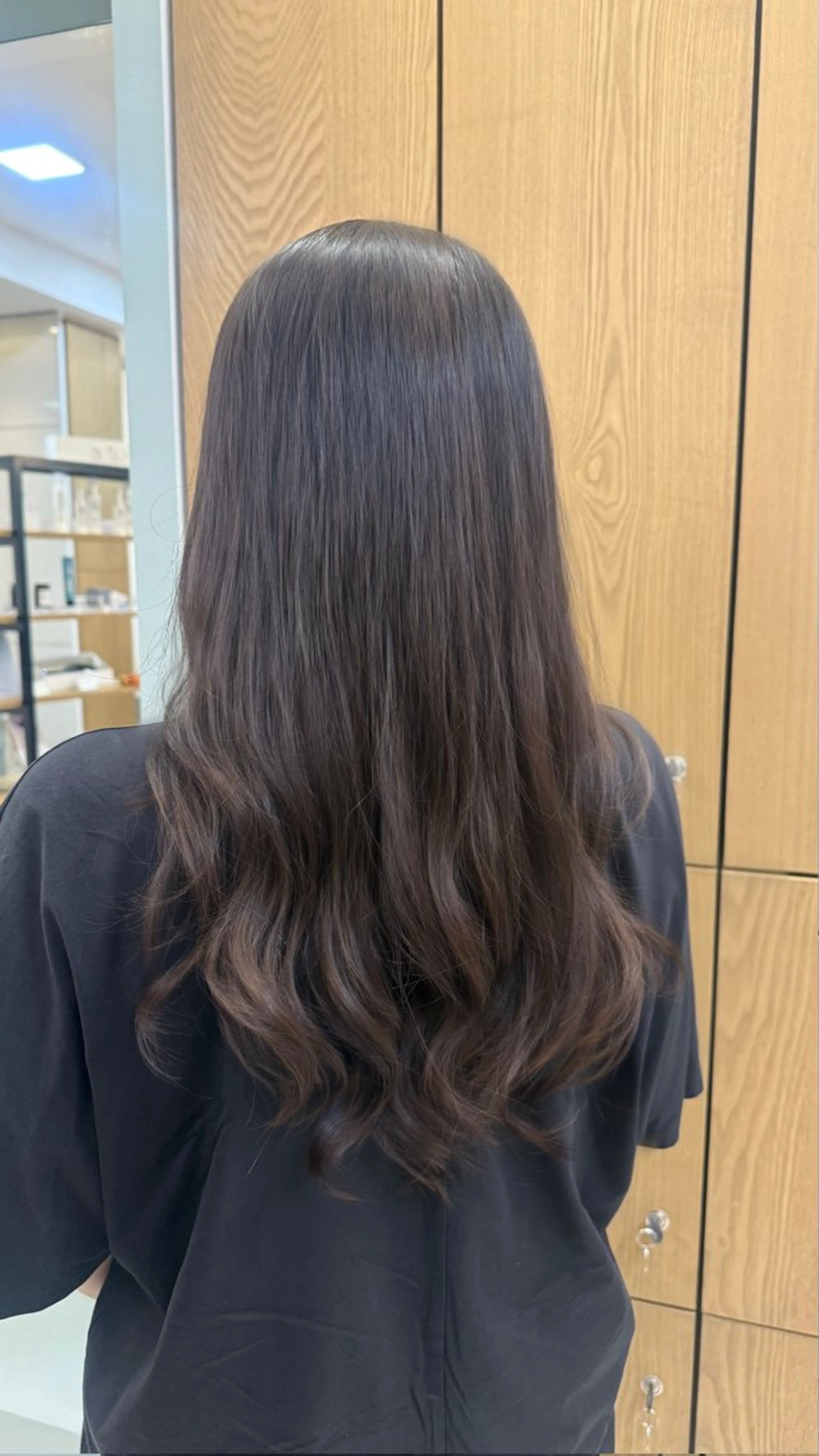 ロング 渡邊 琉衣のヘアスタイル