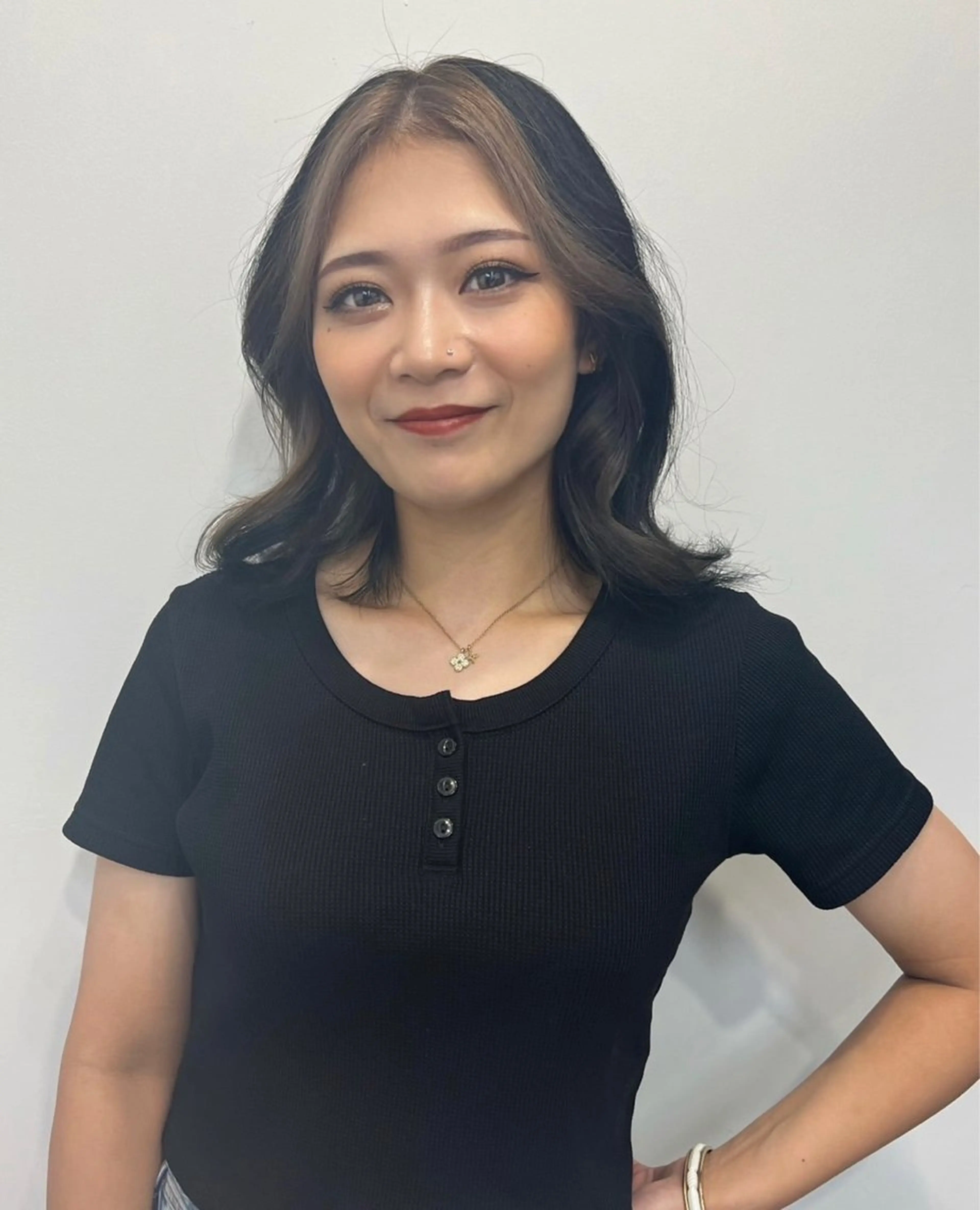 ミディアム 韓国風レイヤーカット グレージュ/大希のヘアスタイル