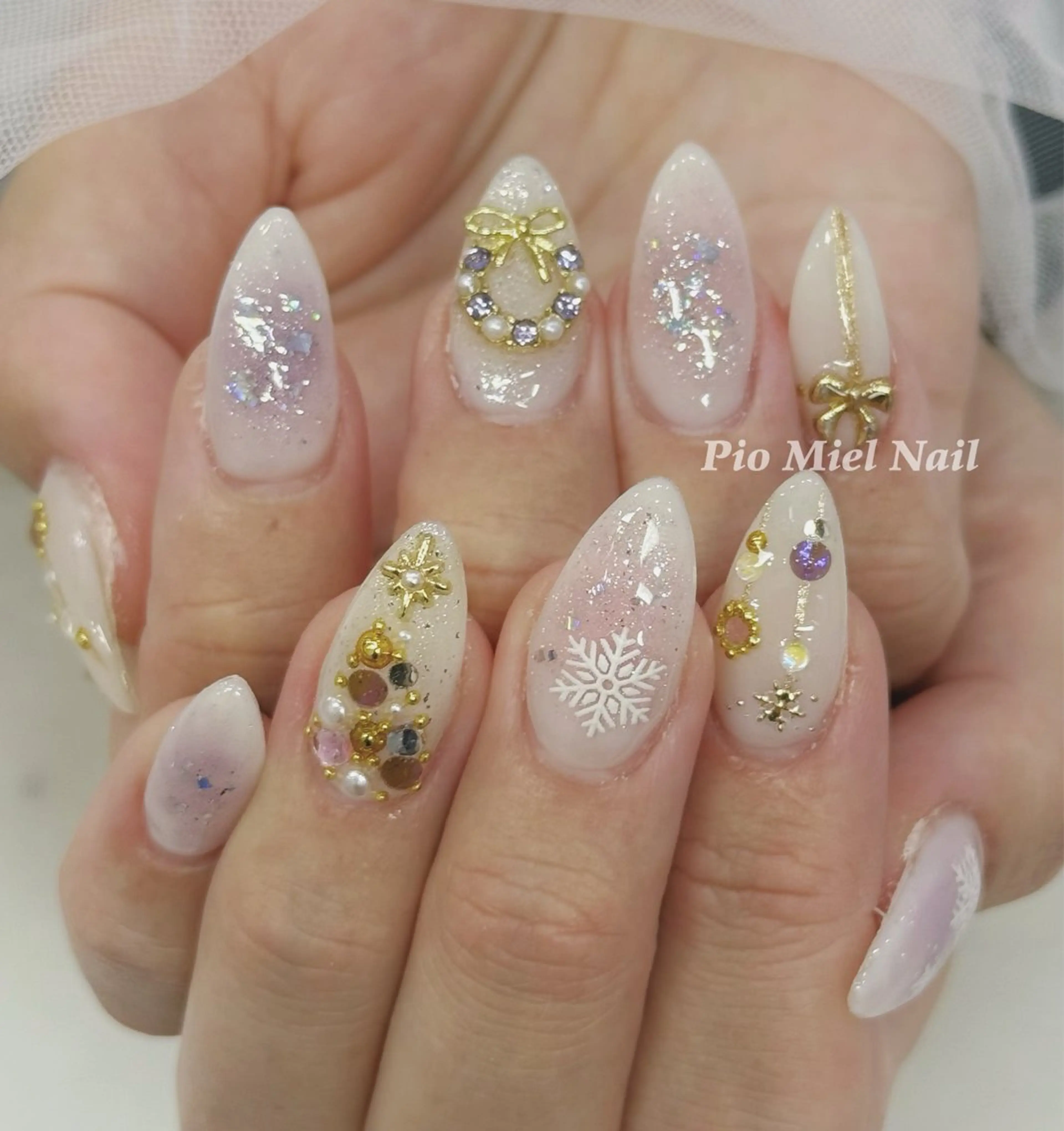 ネイル フレンチネイル 韓国ネイル マグネットネイル ニュアンスネイル ワンカラーネイル ハンドネイル Pio Mielのネイルデザイン