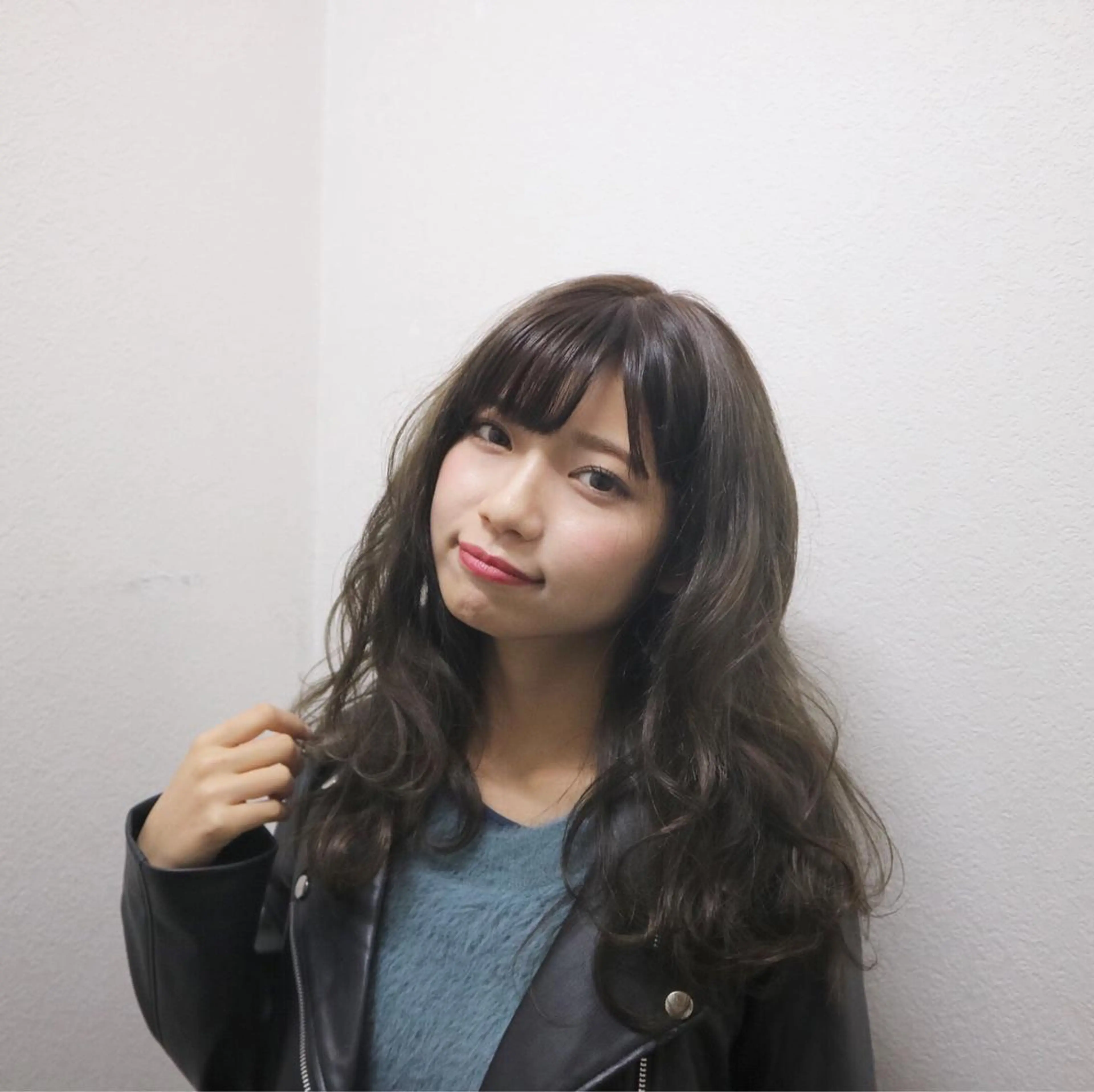 ミディアム カラー アディクシーカラー アッシュ 透明感カラー グレージュ ハイライトカラー JIL BLAN 京都のヘアスタイル