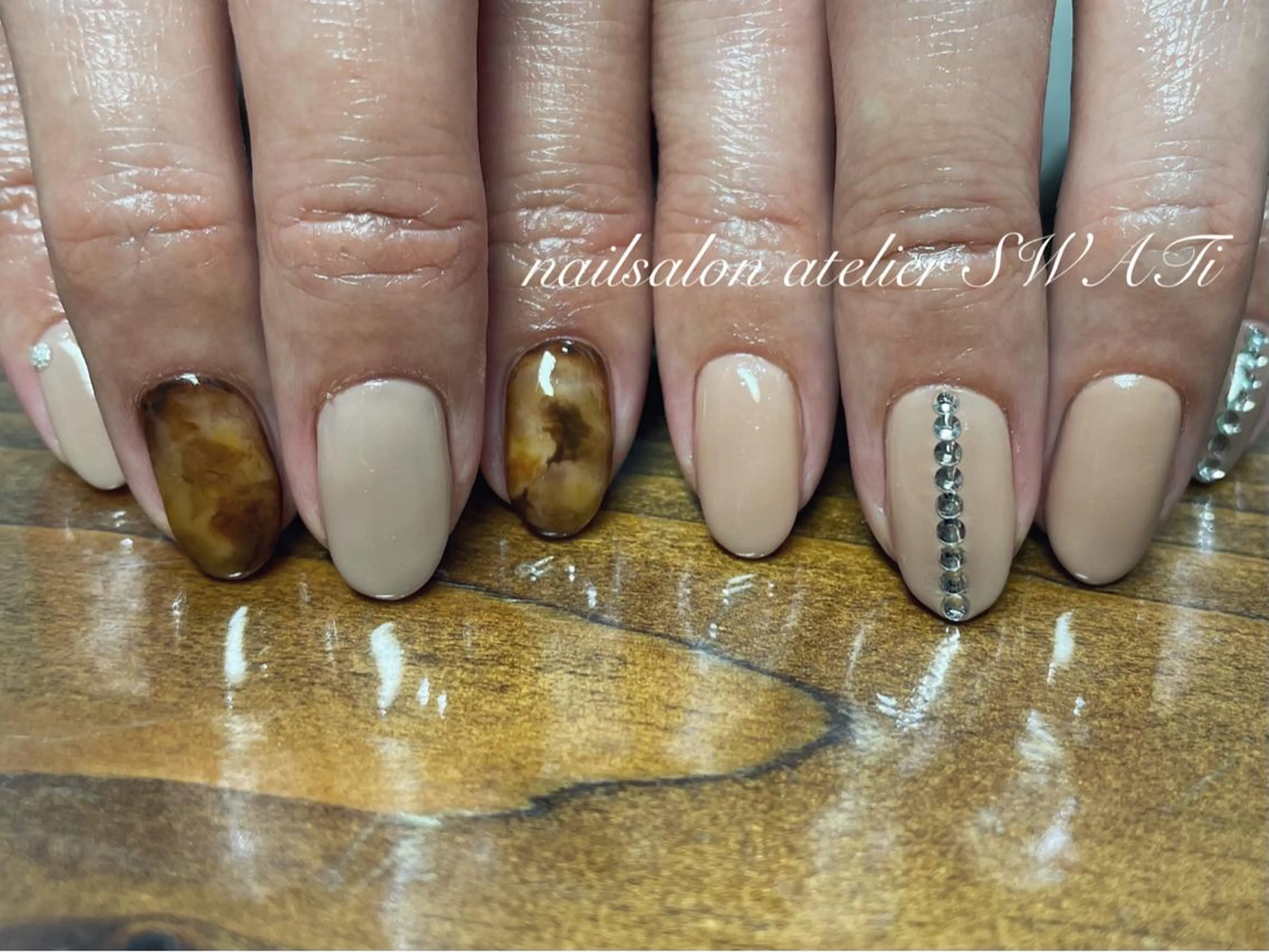ネイル ヘアーサロン大野所属・nailsalon SWATiのネイルデザイン