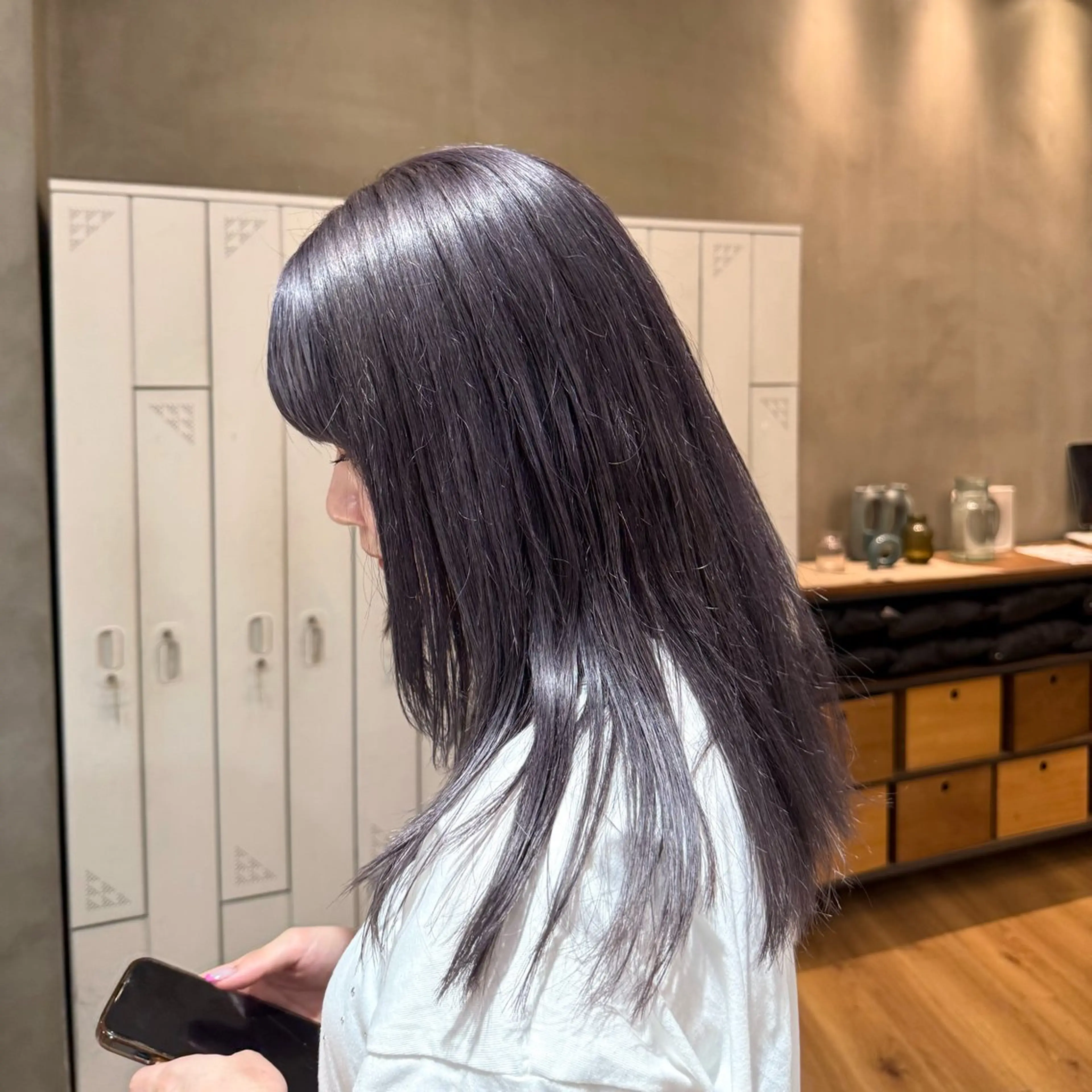 カラー ヘアカラー Atoro所属・ストレート｜ブリーチ ｜honokaのヘアスタイル