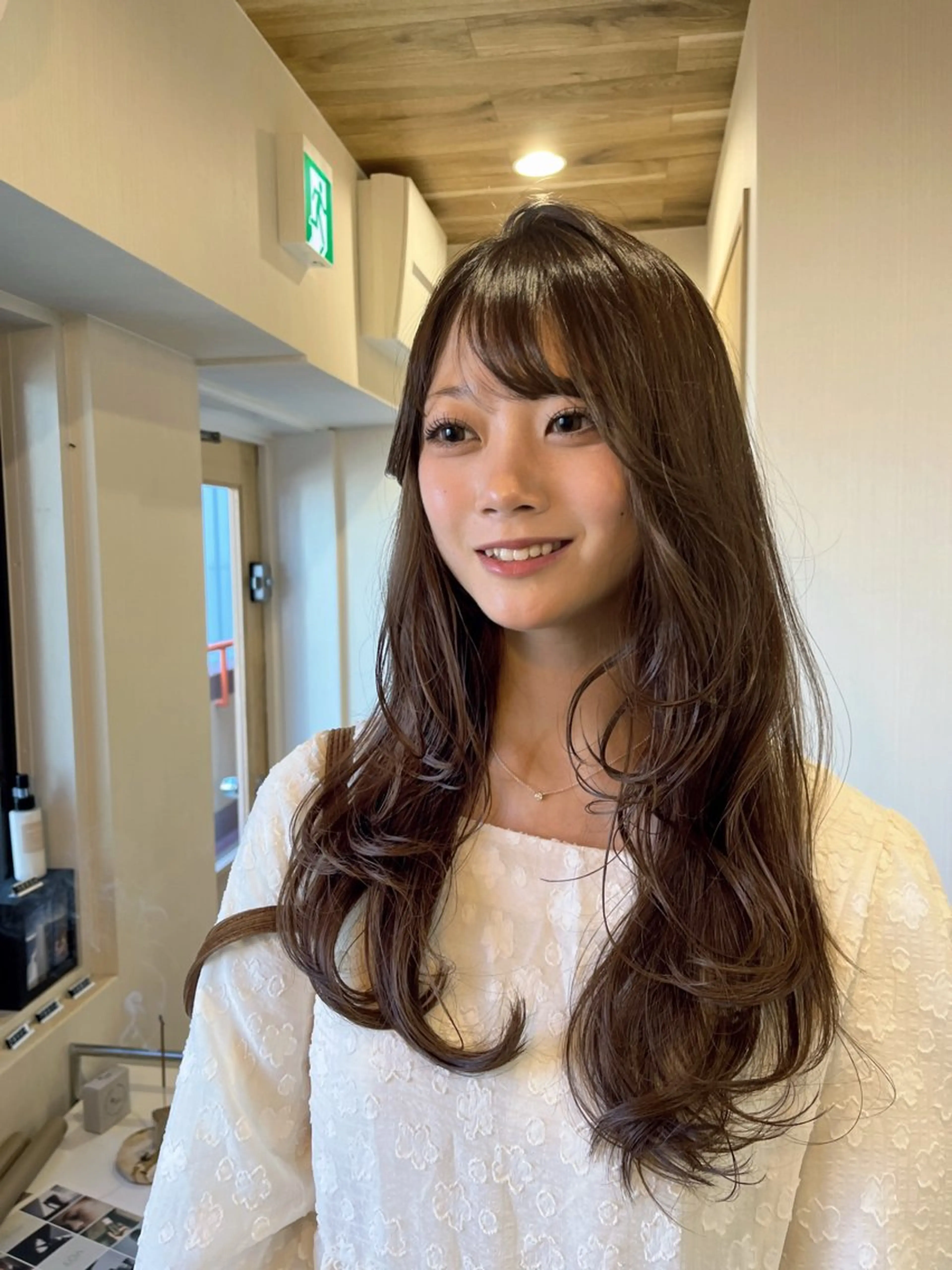 ロング カラー 下石怜子/レイヤー/ 透明感カラーのヘアスタイル