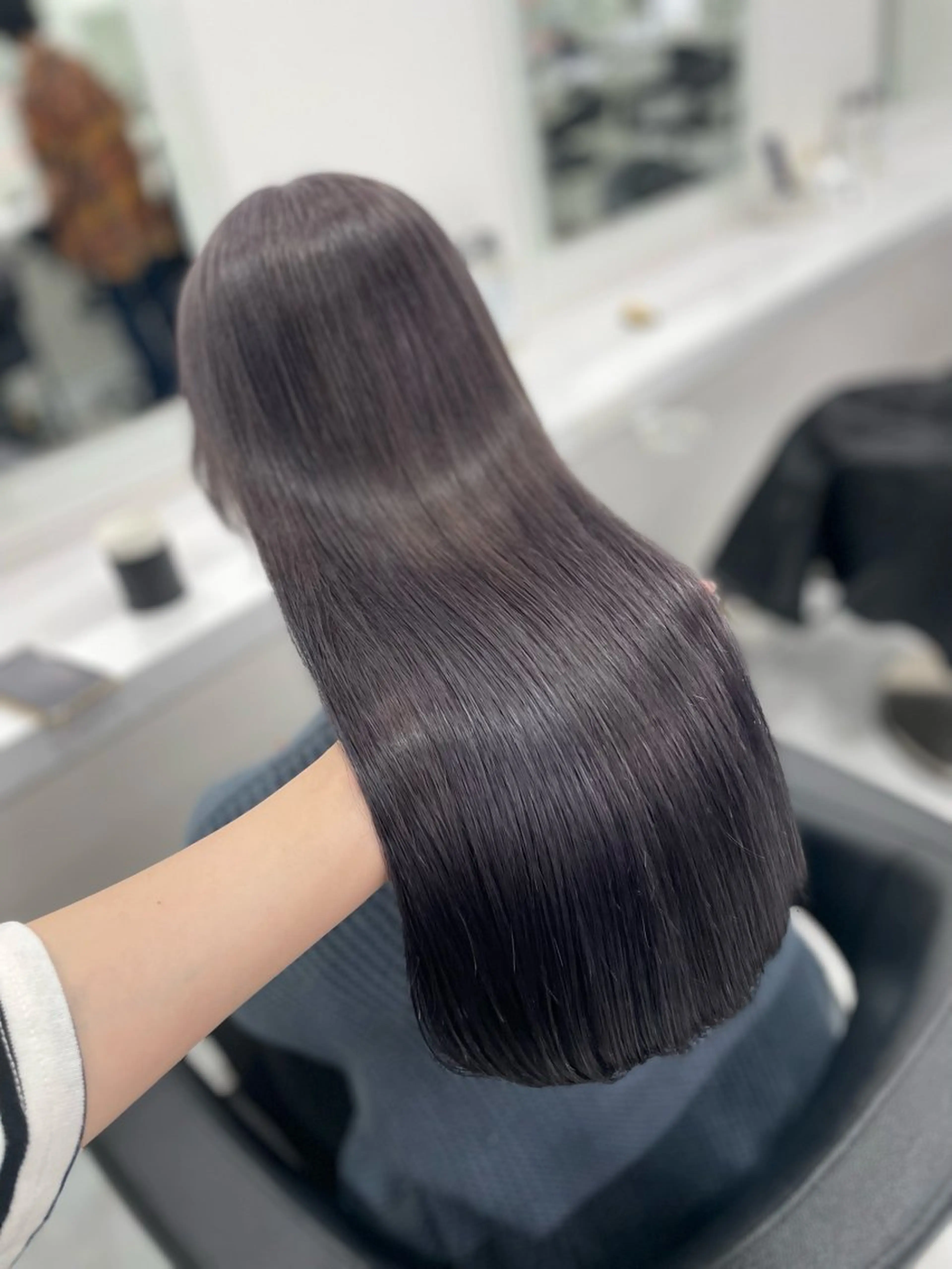 セミロング ヘアカラー ヘッドスパ 🤍韓国🤍大人っぽ ベージュ🤍ブラウンのヘアスタイル