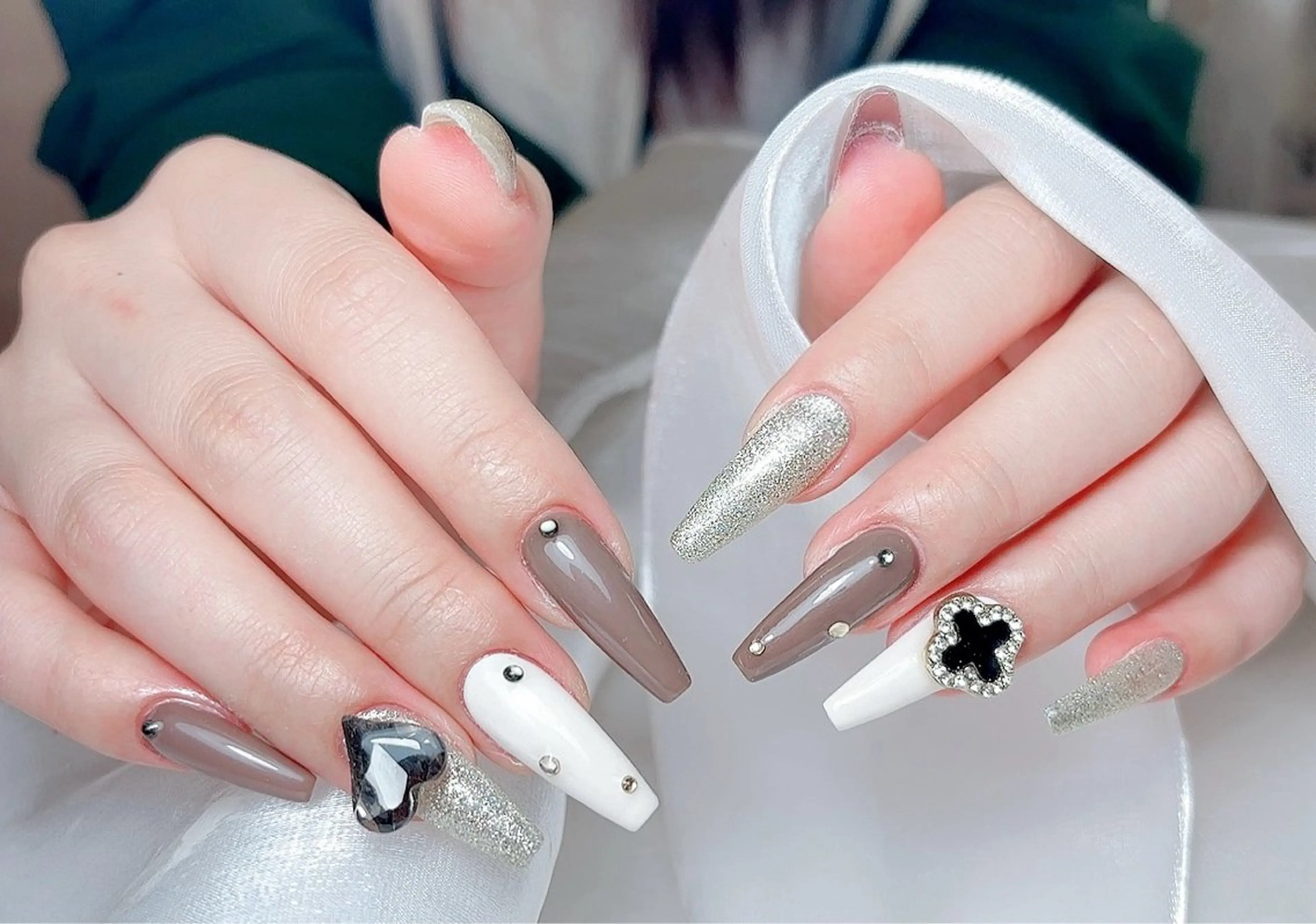 ネイル 🎀Ｍ nails✨ ビューティーのネイルデザイン