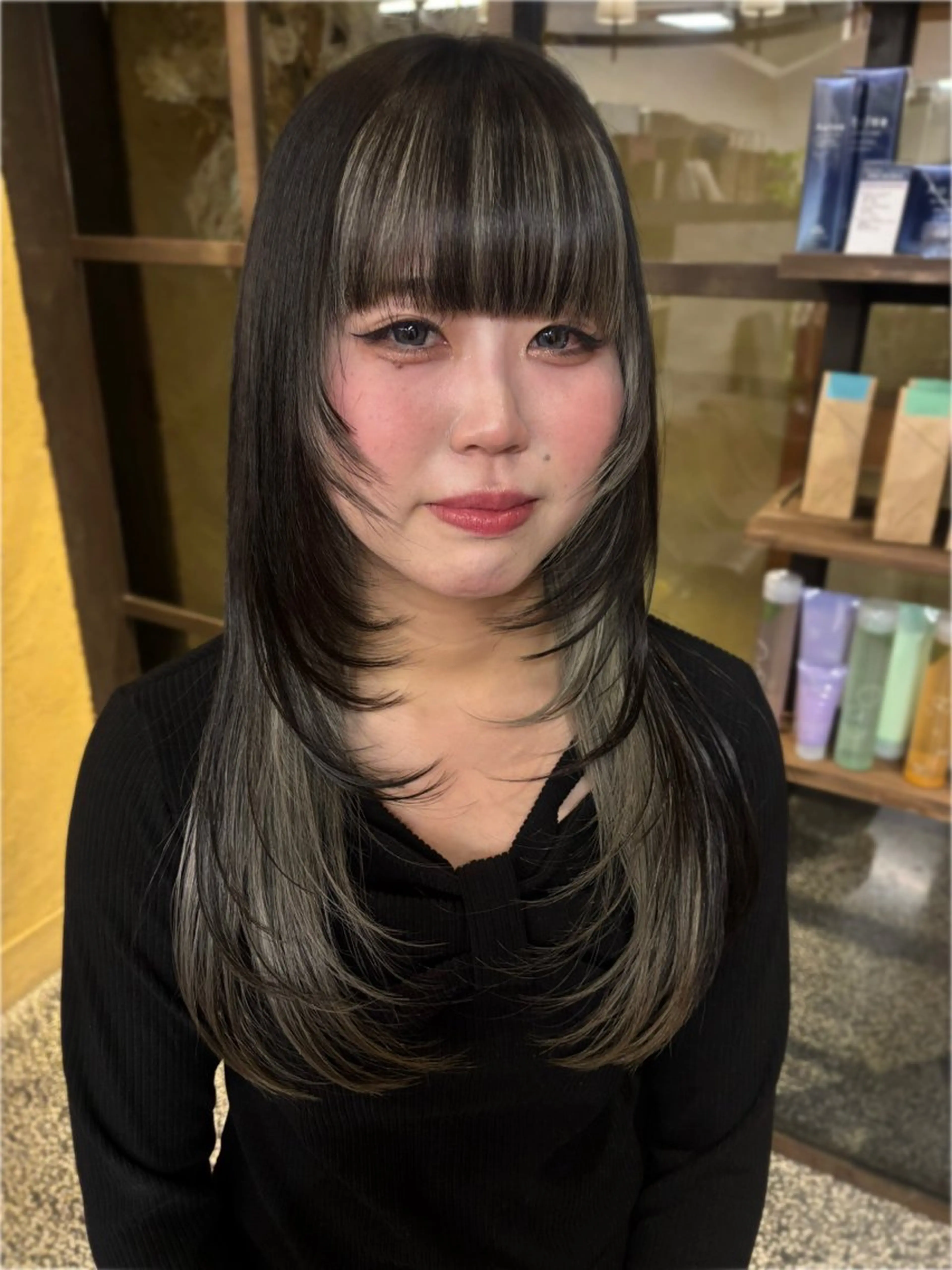 ロング ロングレイヤー くびれヘア くびれレイヤー レイヤーカット ロング zerohair GARDEN所属・zerohair むらなかあやね🐰ᩚのヘアスタイル