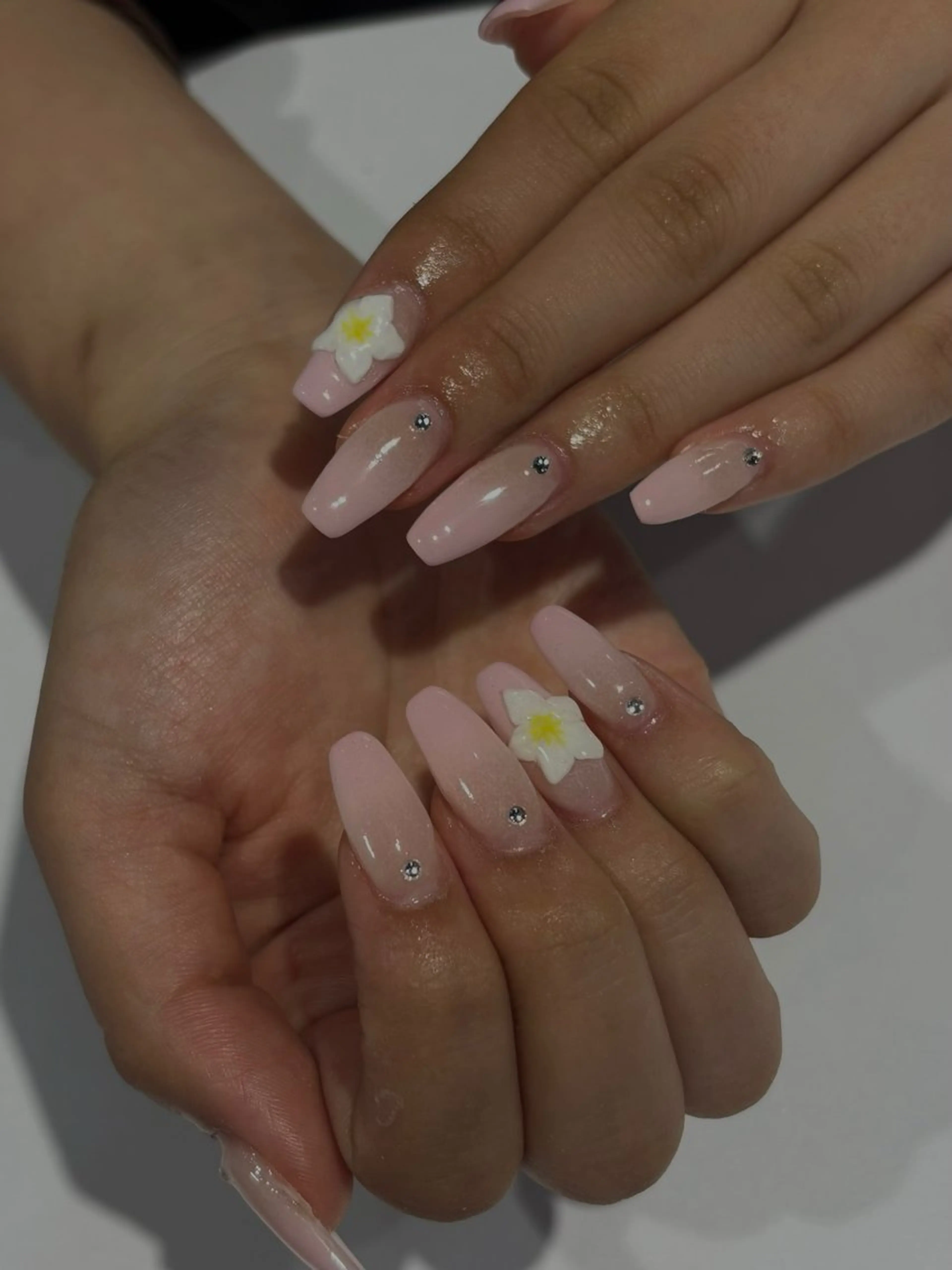 ネイル ハンドネイル ハンドケア cocoro💗マツ エク/ネイル/八王子のマツエク・マツパデザイン