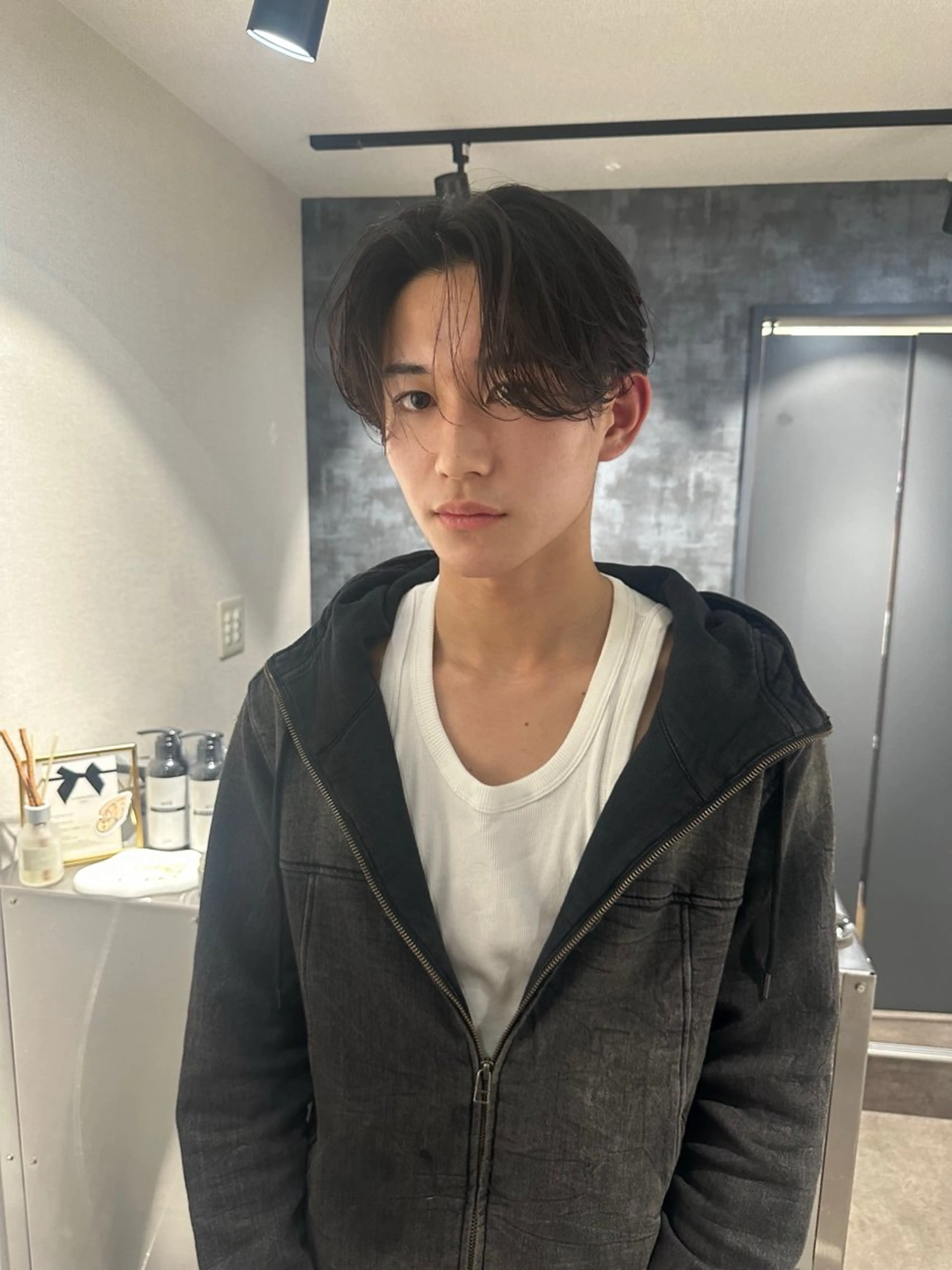 ミディアム パーマ メンズ カット パーマ 💈センターパート 特化💈山本雄太のヘアスタイル