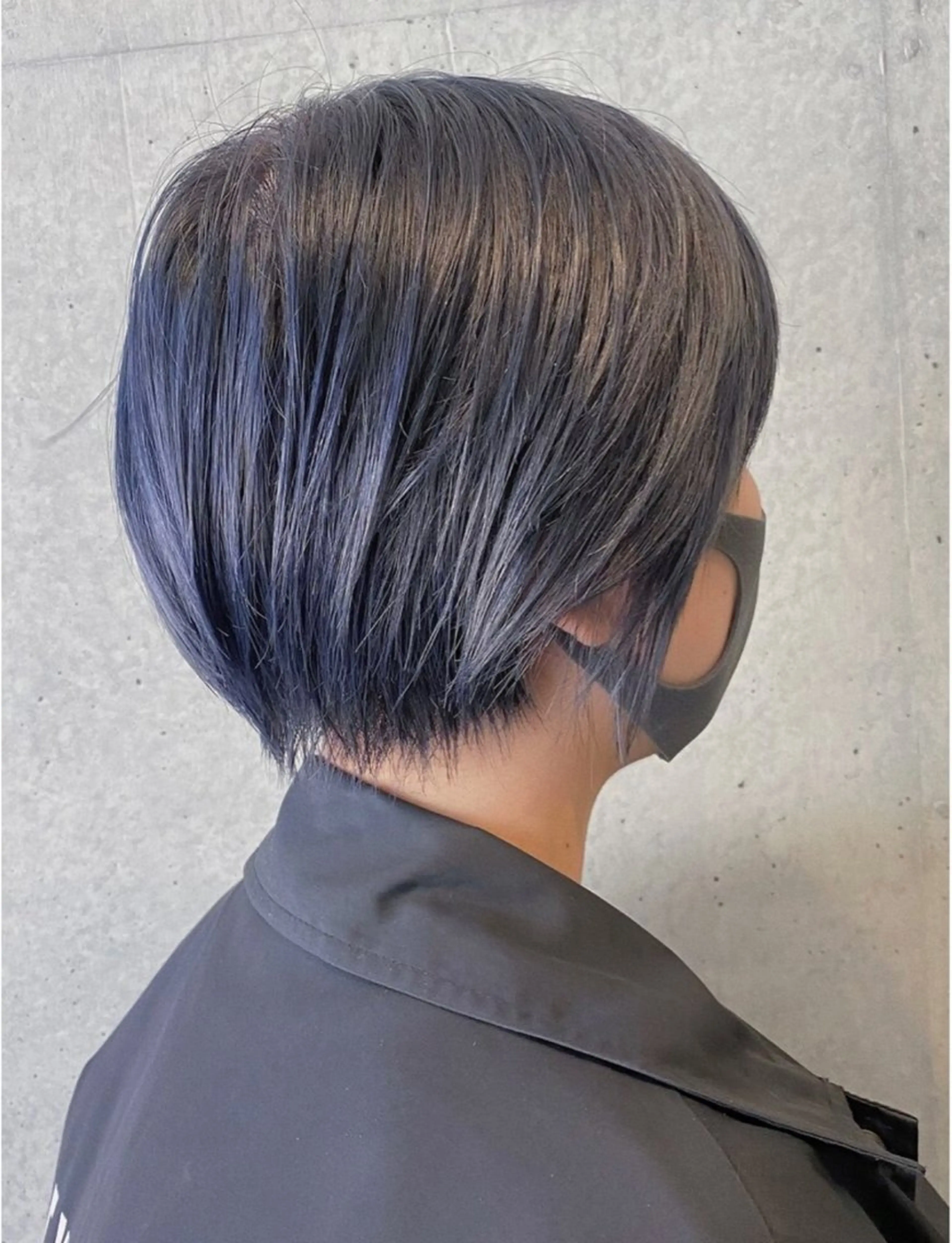 ミディアム カラー Ashanti 古谷のヘアスタイル