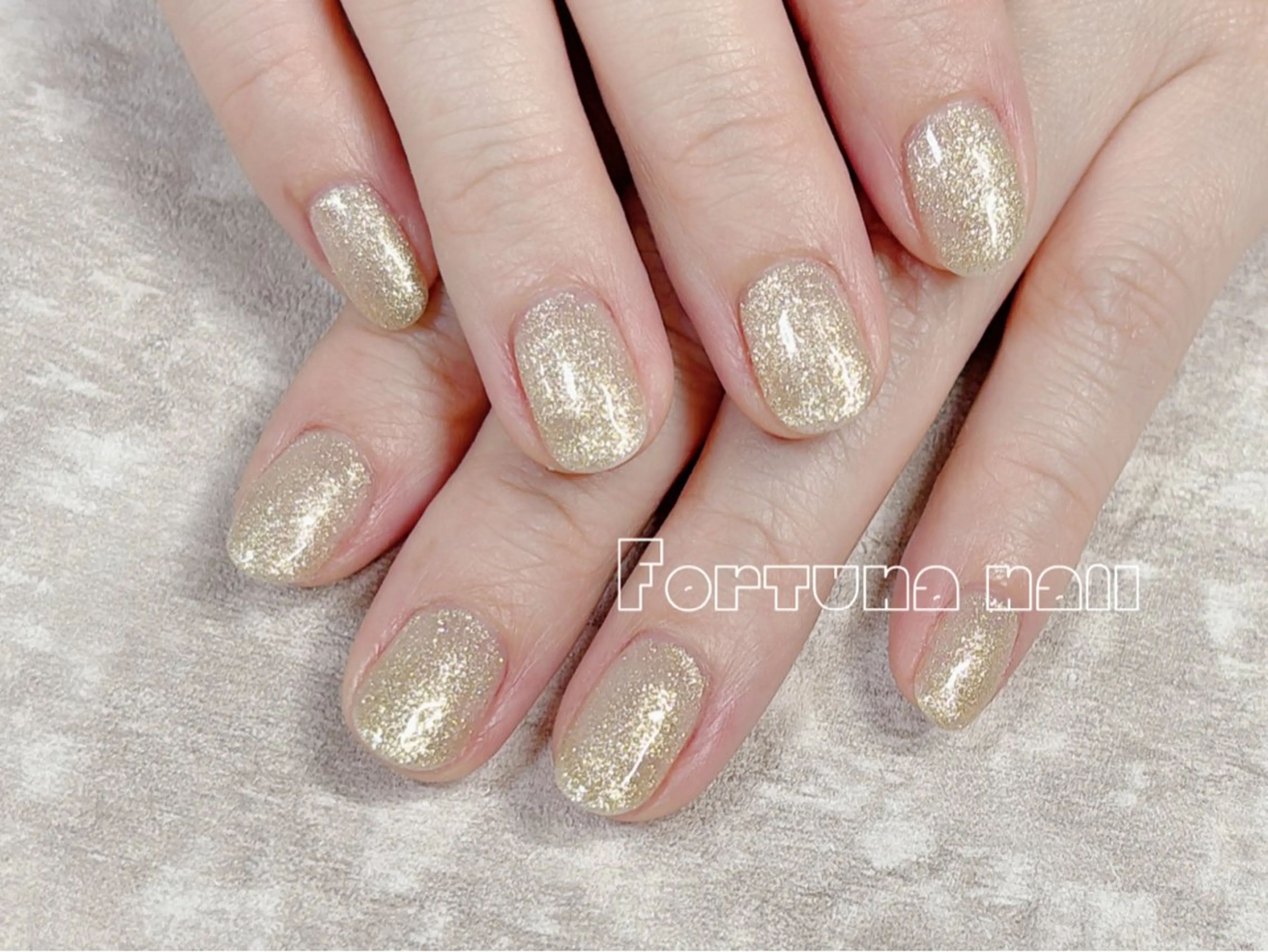 ネイル ハンドネイル Nail •Head スパFortunaのネイルデザイン