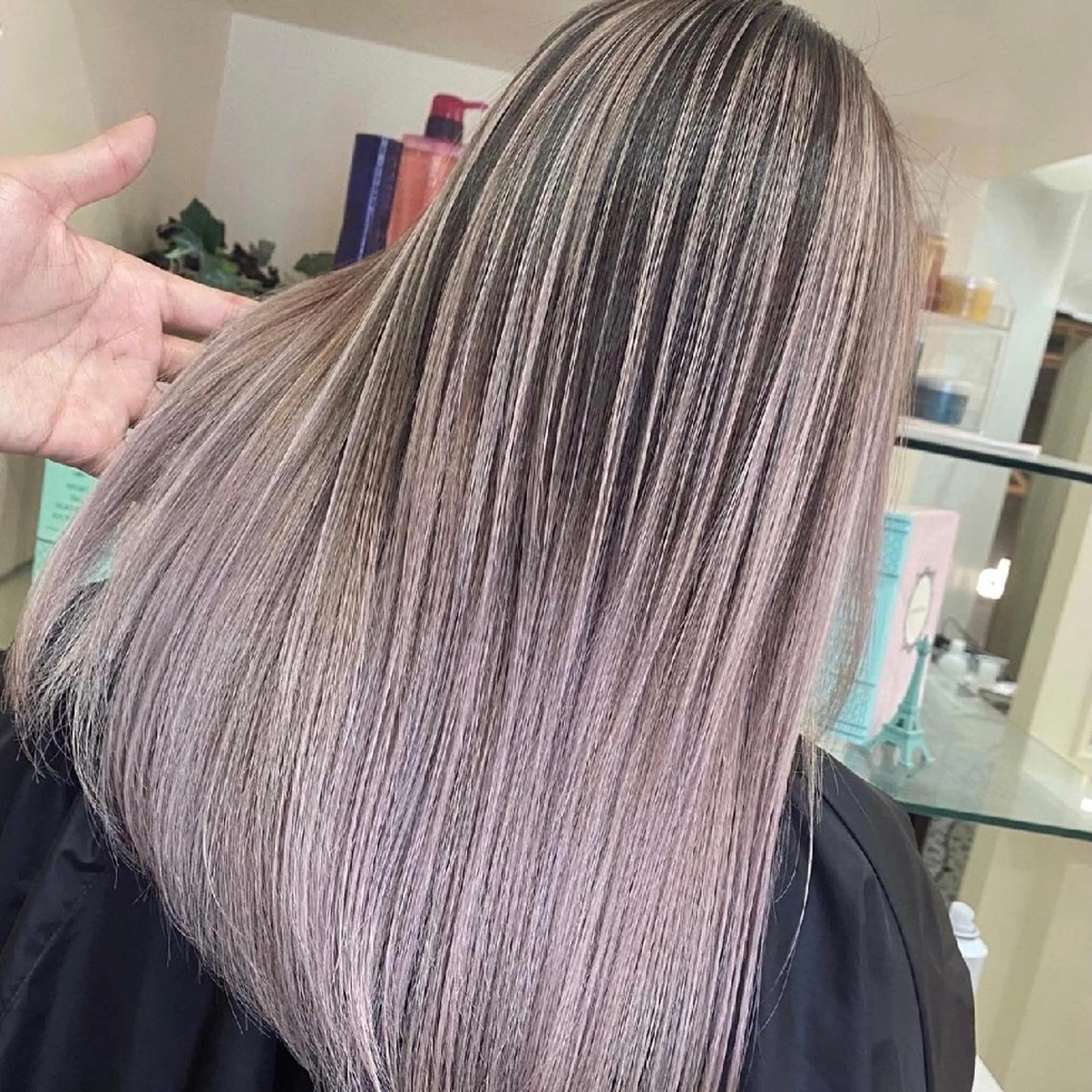 セミロング カラー ヘアアレンジ TOMONA👑 GiseL梅田店のヘアスタイル