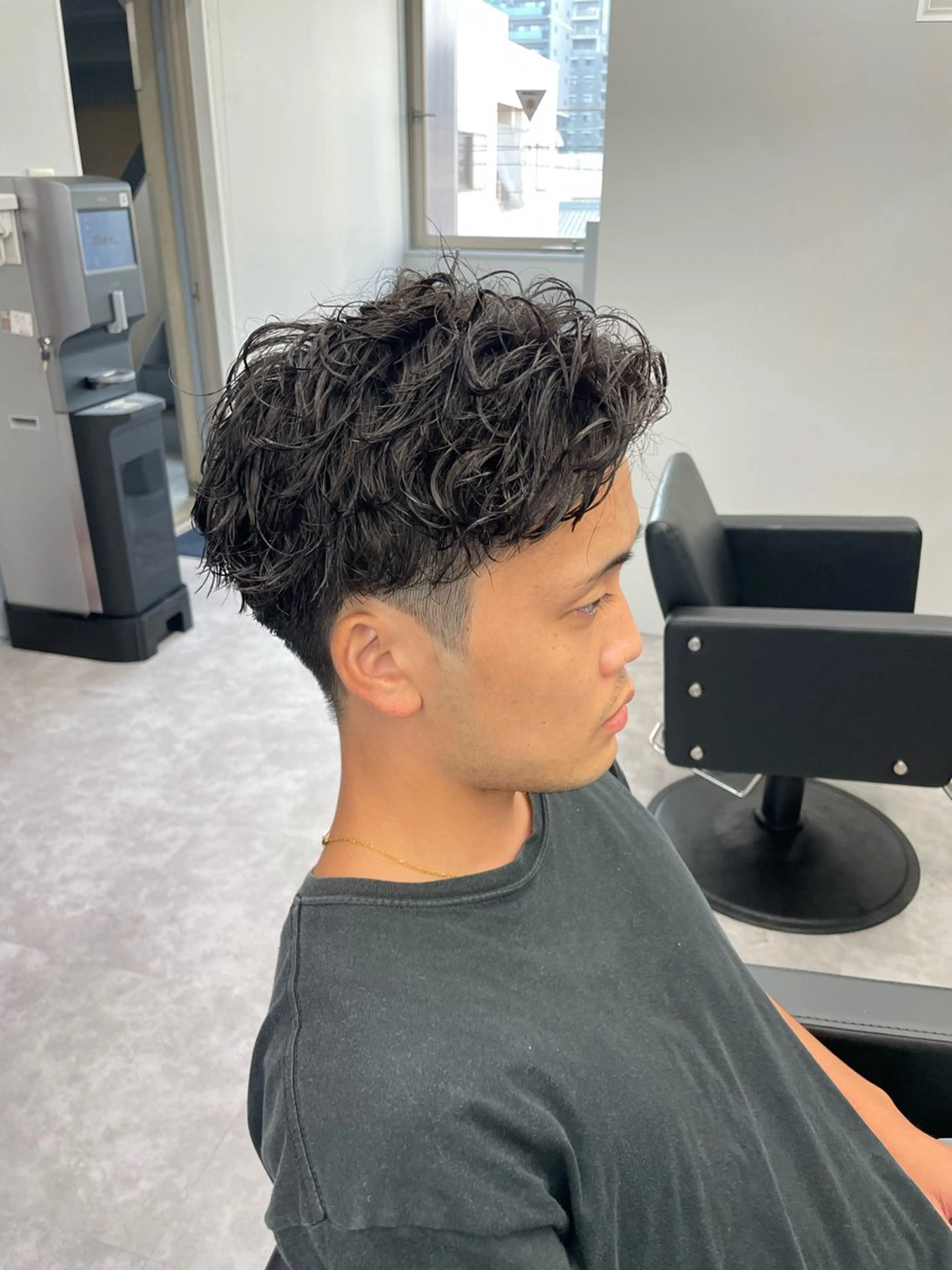 ショート パーマ メンズ カット パーマ 社会人向けパーマ 北千住No.1林和輝のヘアスタイル