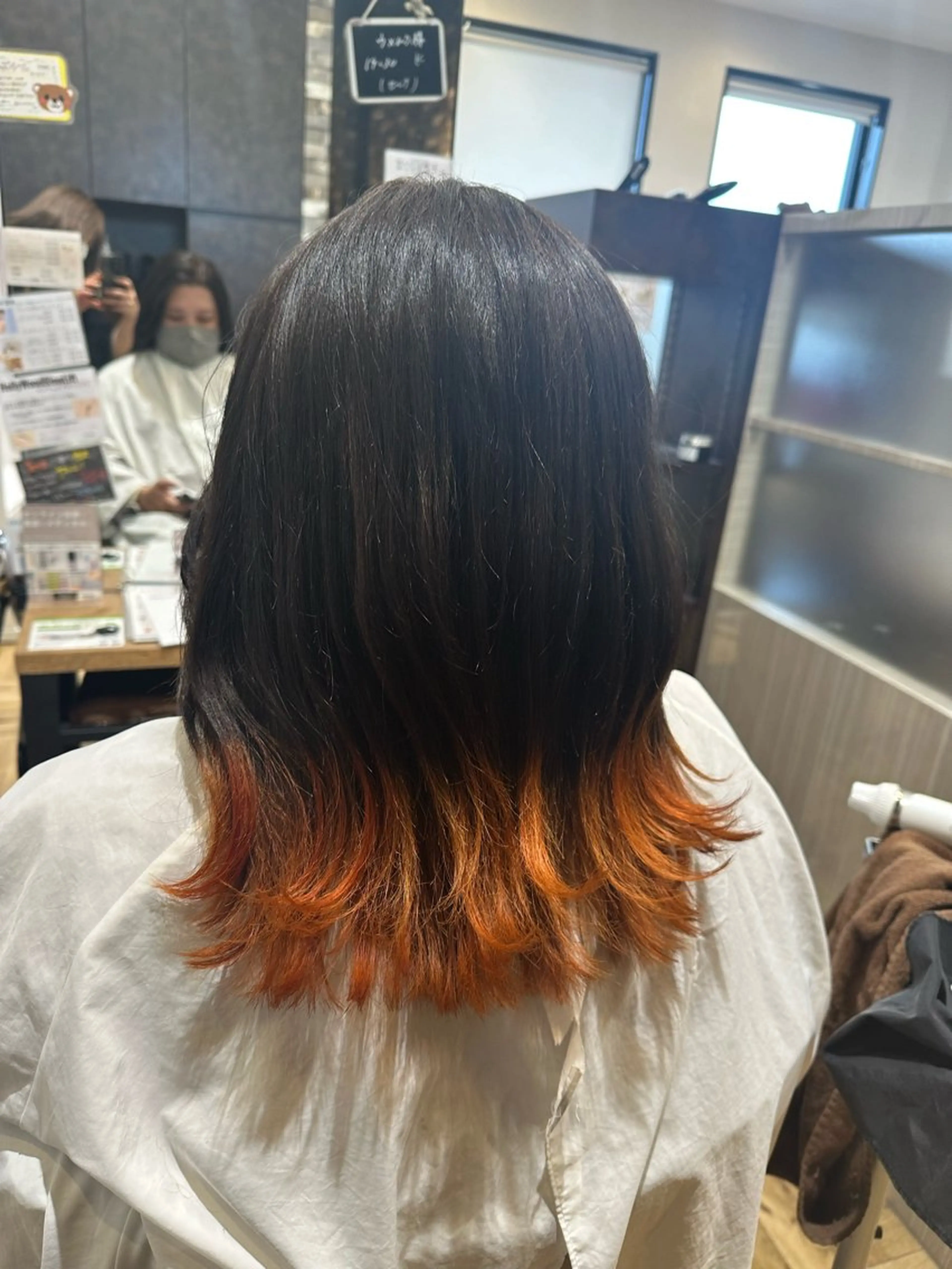 ミディアム カラー ヘアカラー レイビューティー豊田 丸山店アシスタントのヘアスタイル