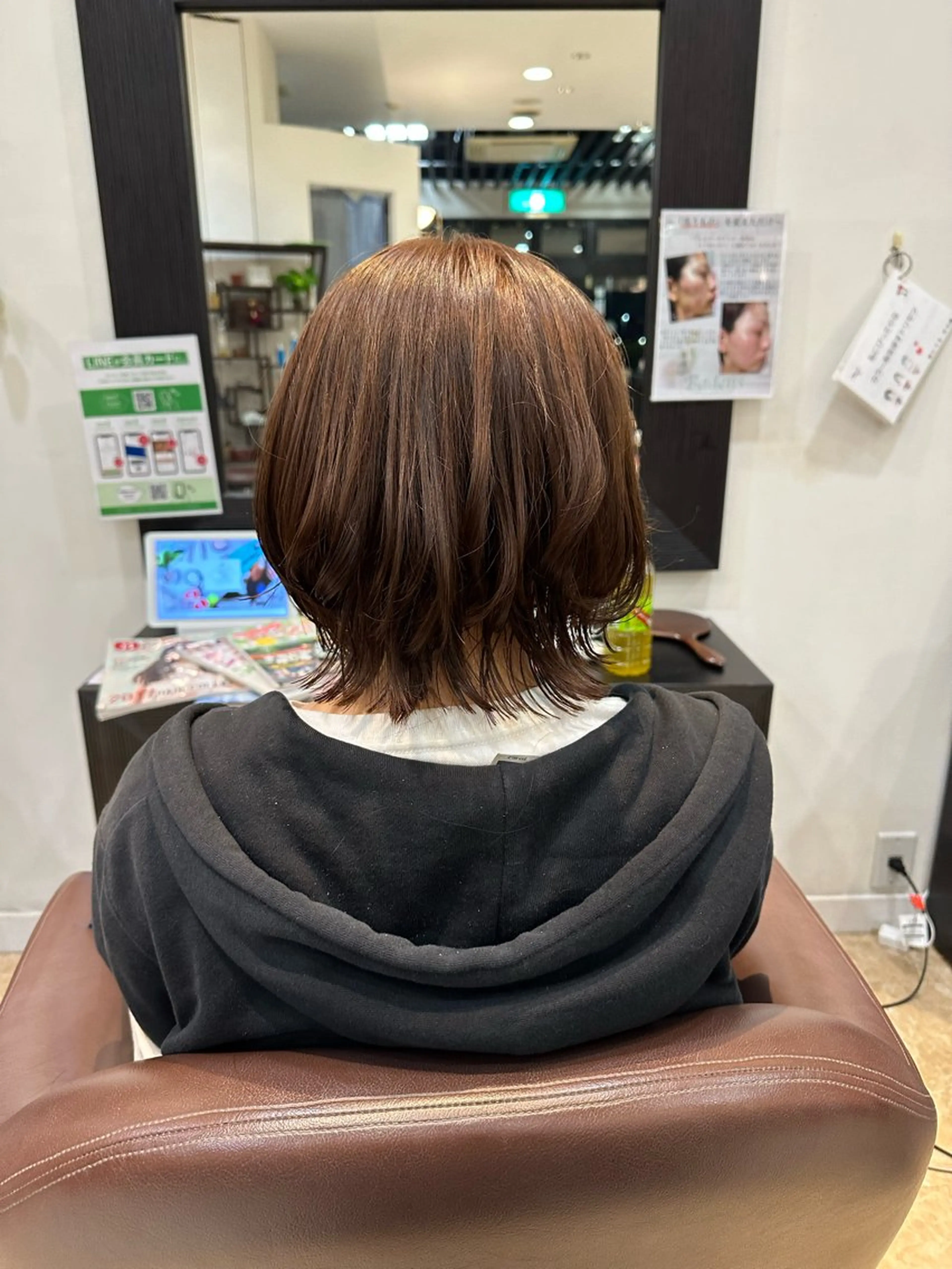 ミディアム カラー Menon茨木店所属・保井 実奈美のヘアスタイル