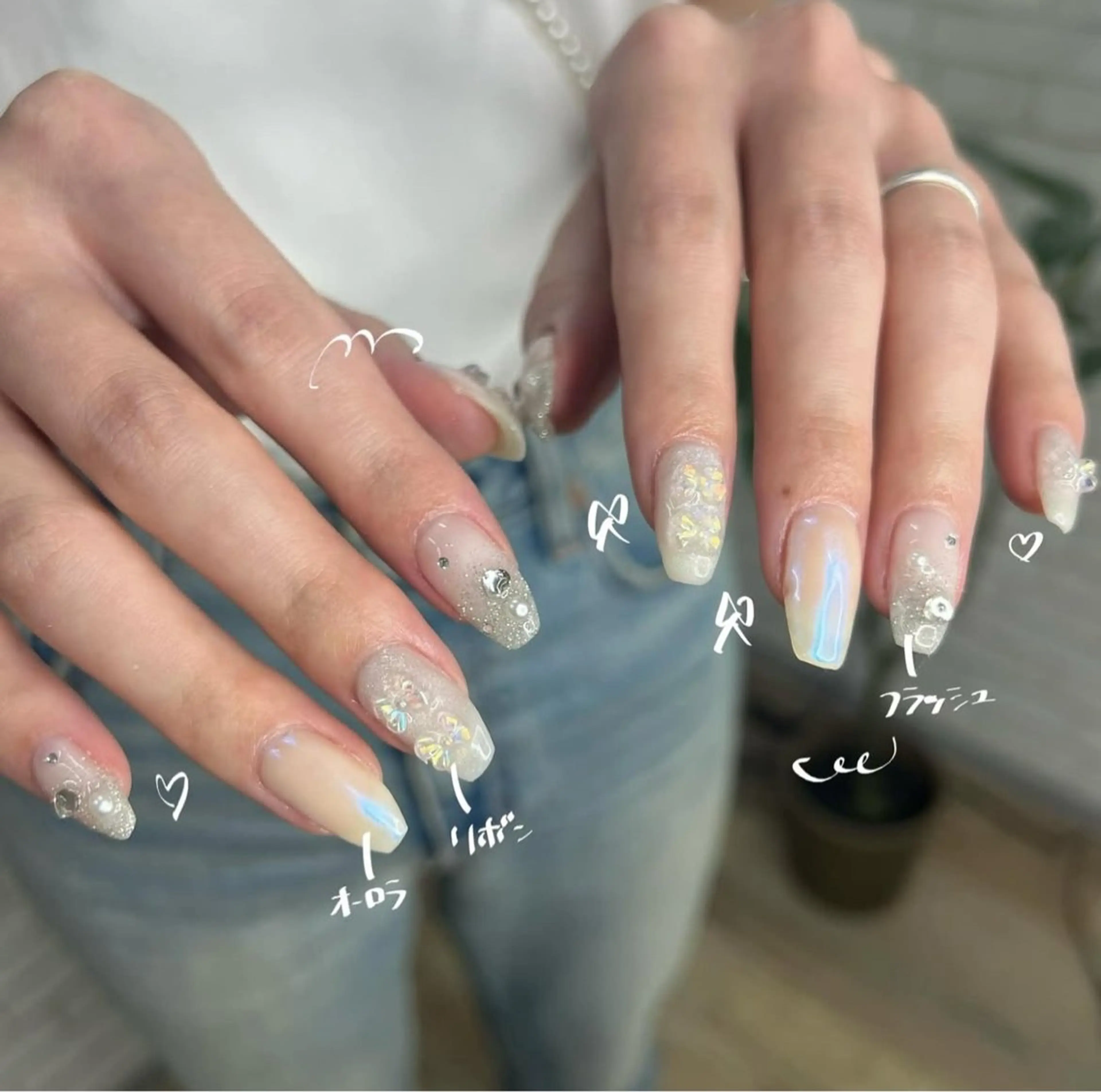 セミロング ハンドネイル ︎ ユイナのネイルデザイン