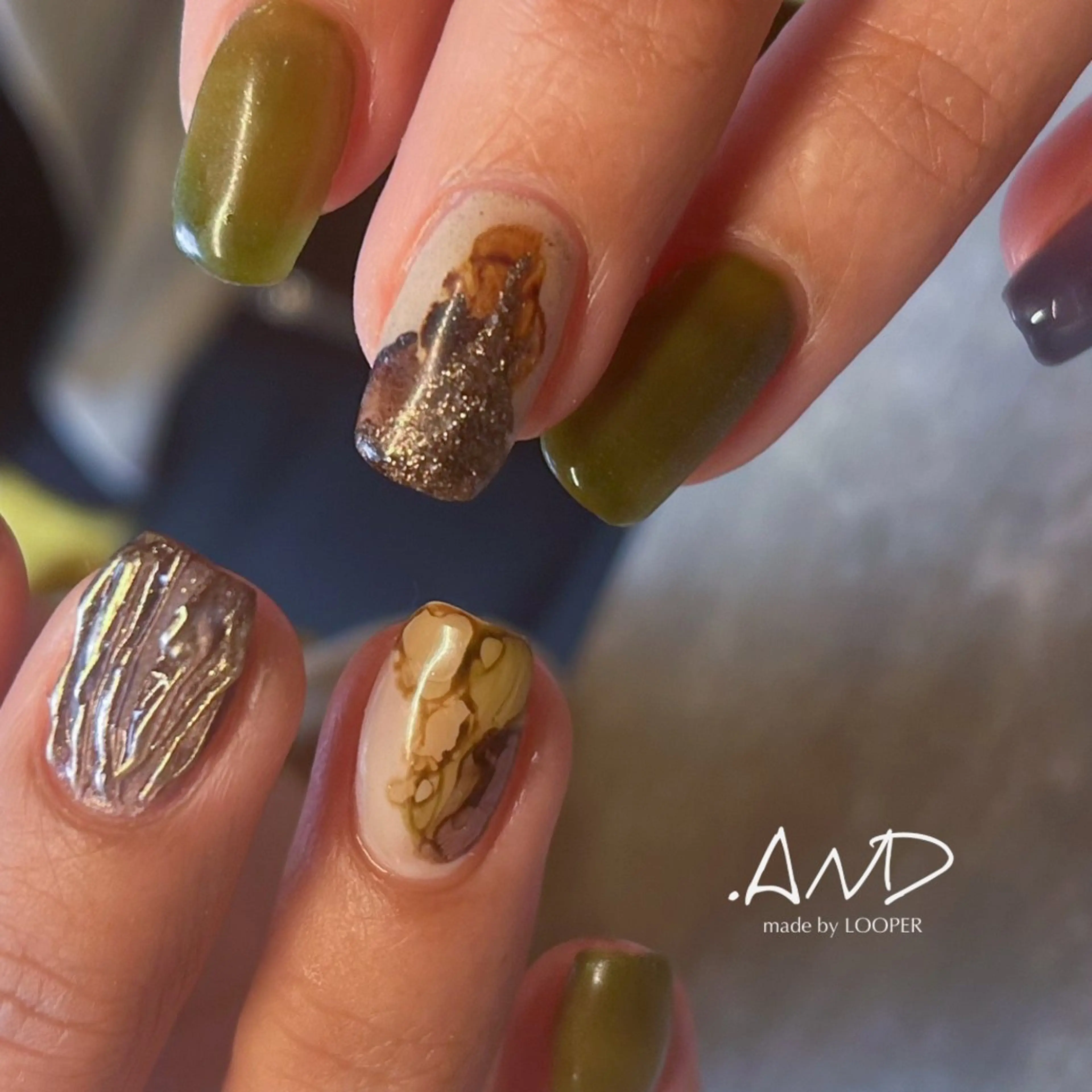 ネイル アートネイル ニュアンスネイル ハンドネイル LOOPER所属・mzh ...のネイルデザイン