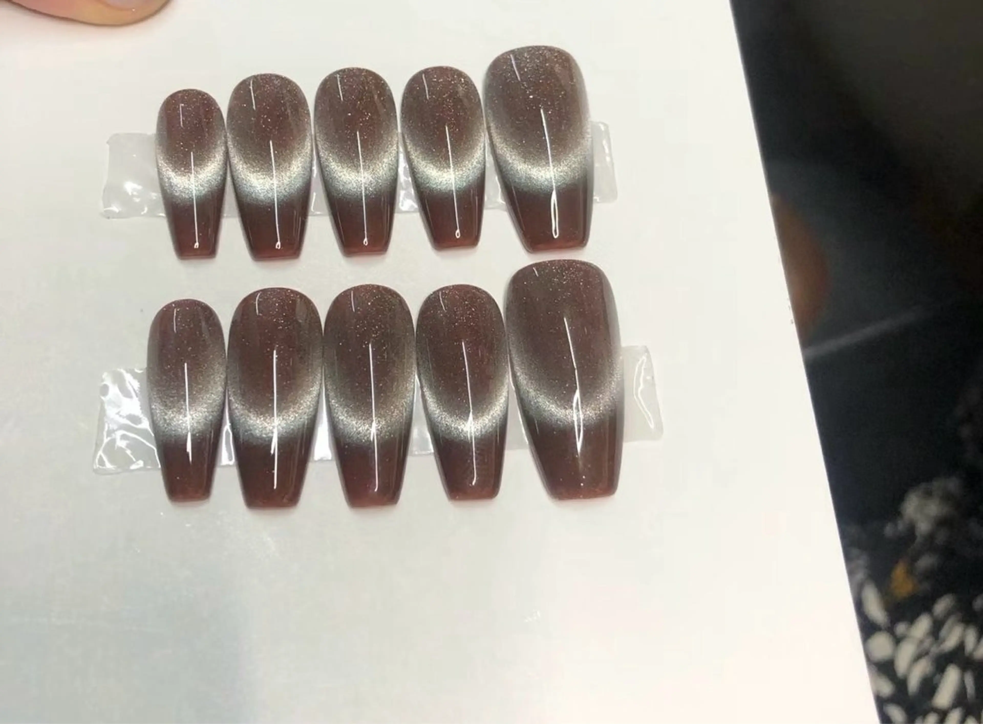 ネイル フレンチネイル マグネットネイル マグネットフレンチ Nina Beauty所属・NinaBeauty リリのネイルデザイン