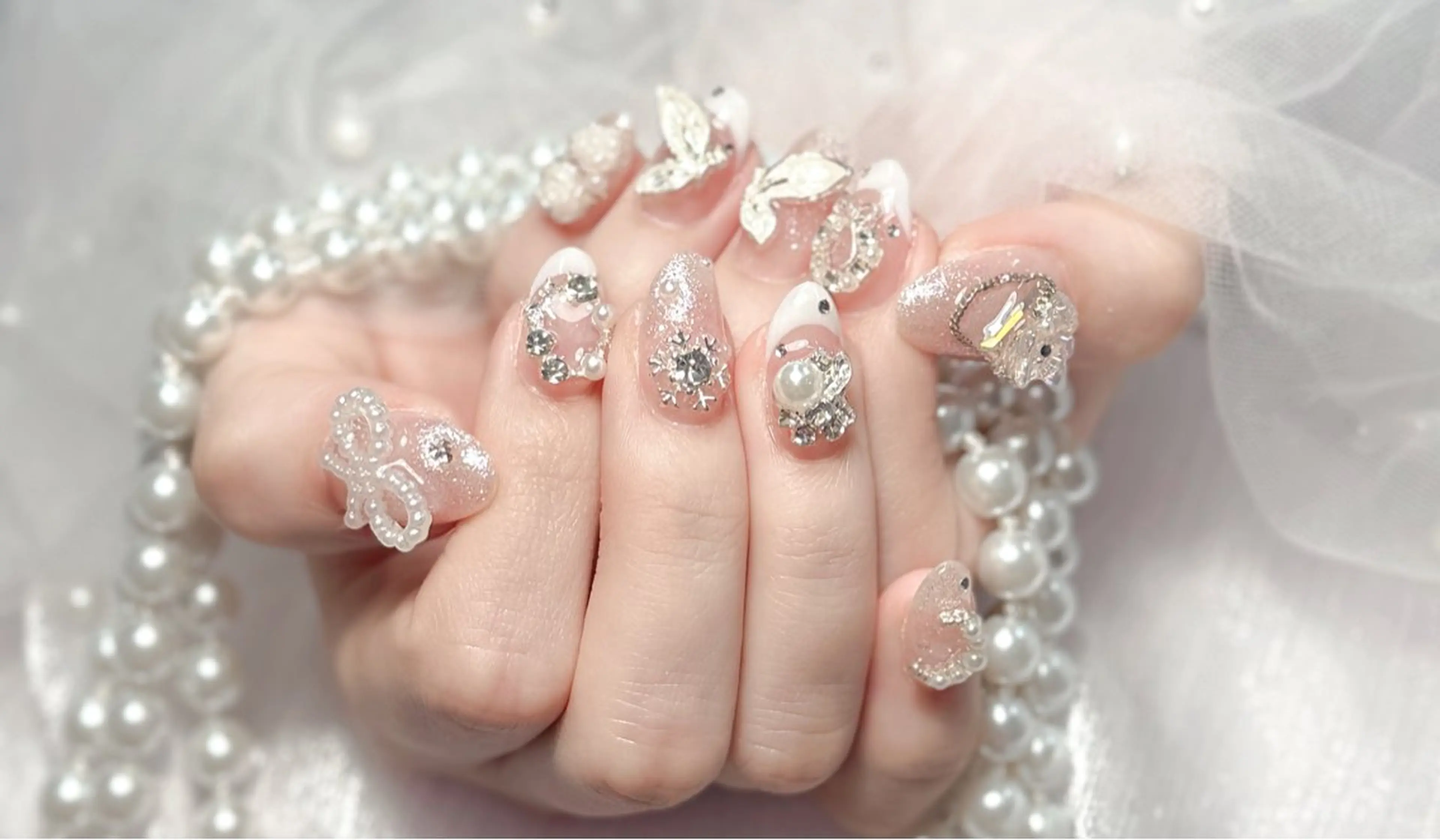 ネイル オーロラネイル チークネイル 長さ出し フットネイル フレンチネイル NaNa nailのネイルデザイン