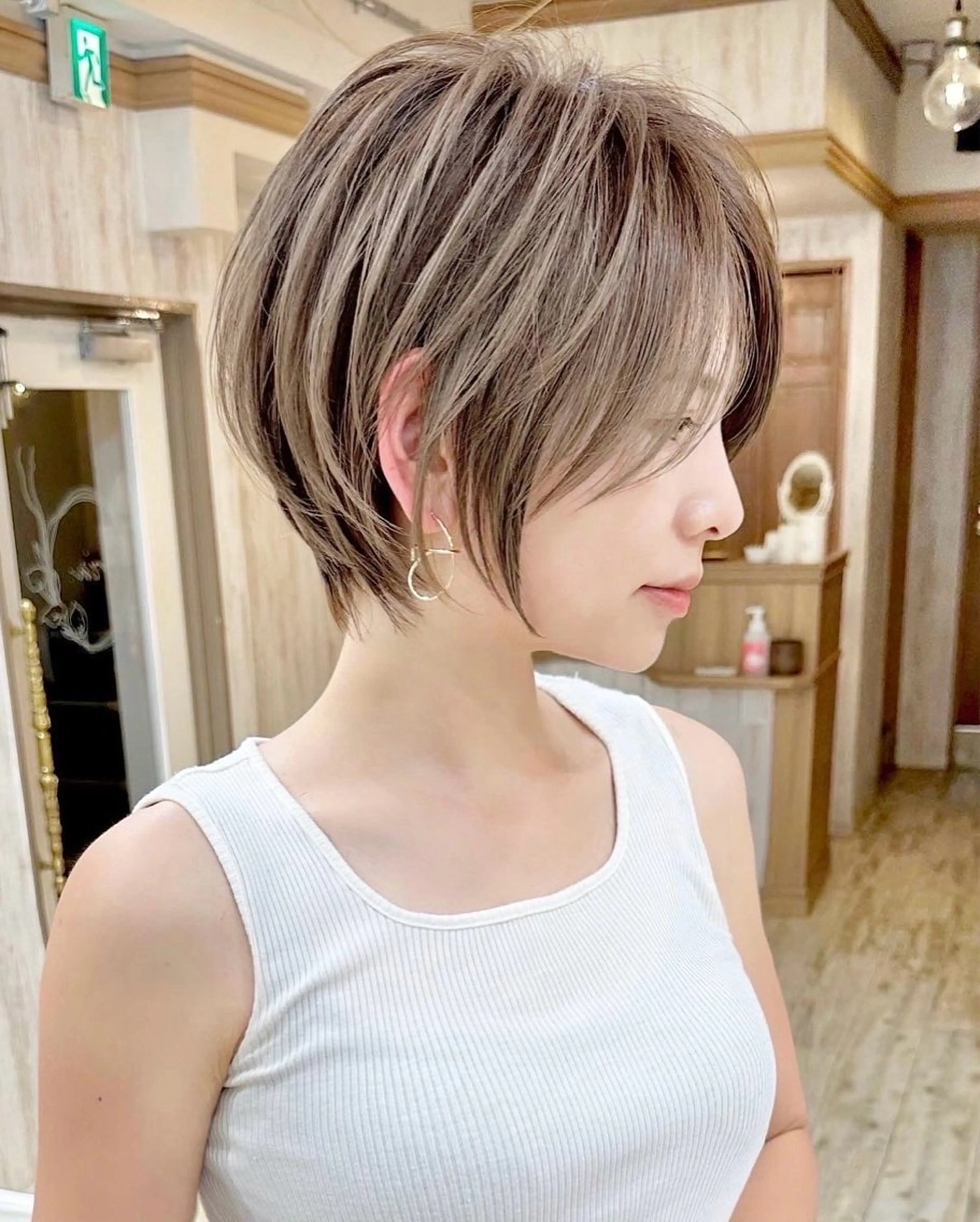 ショート カット おのだ あやなのヘアスタイル