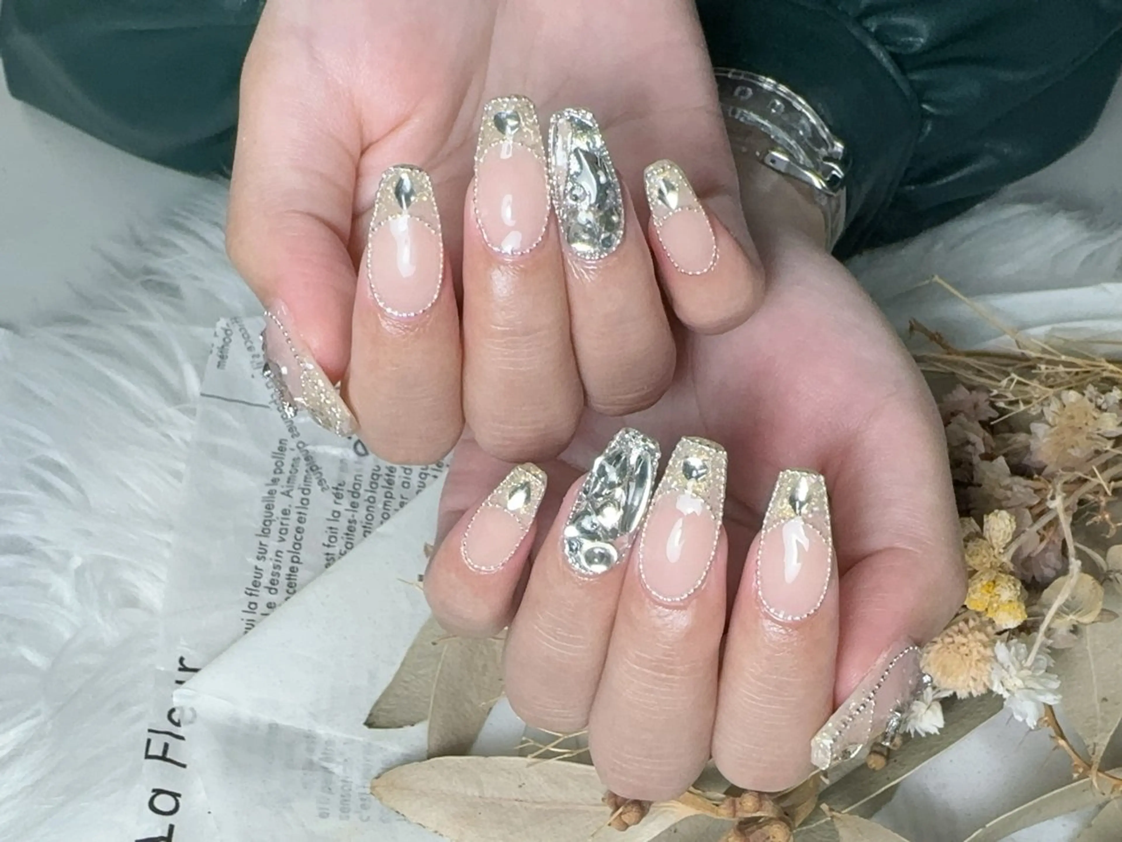 ネイル 長さ出し フレンチネイル ジェルネイル ガラスフレンチ 韓国ネイル ハンドネイル ハンドケア For U nail スカルプ専門店のネイルデザイン